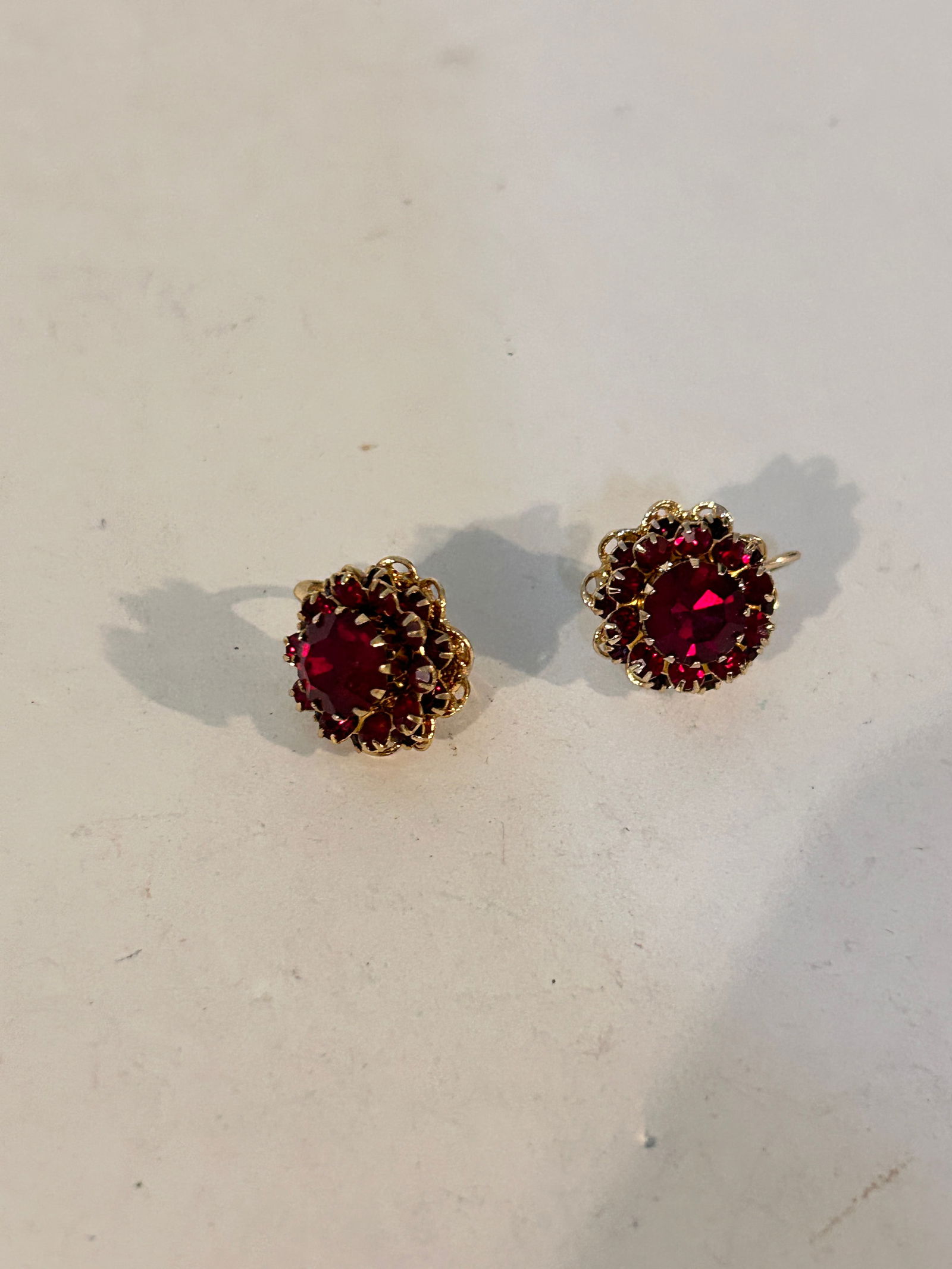 Vintage Sara Cov red rhinestone earrings (1 of 4)