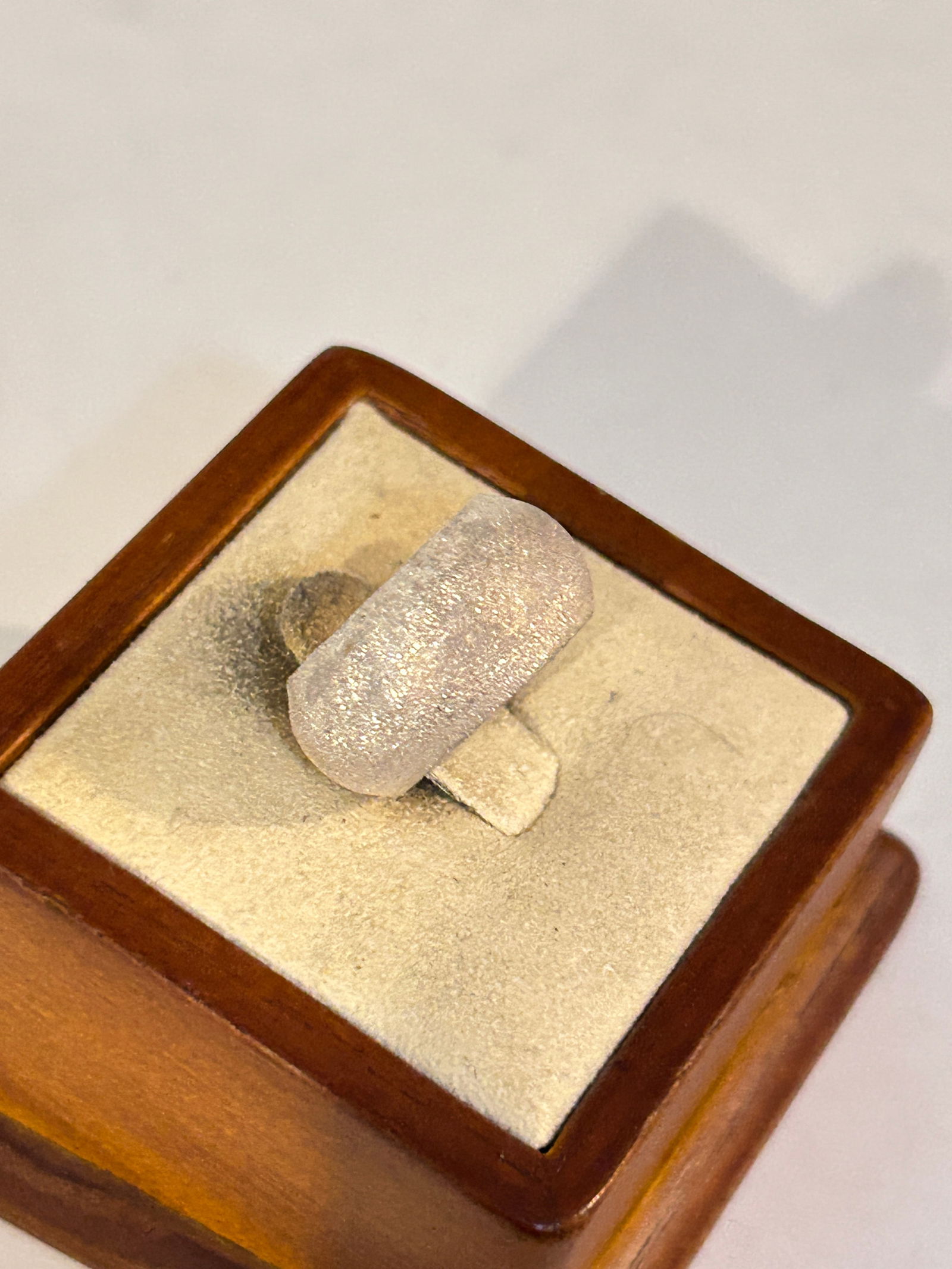 Vintage Sterling Silver Band Ring sz 5 (1 of 4)