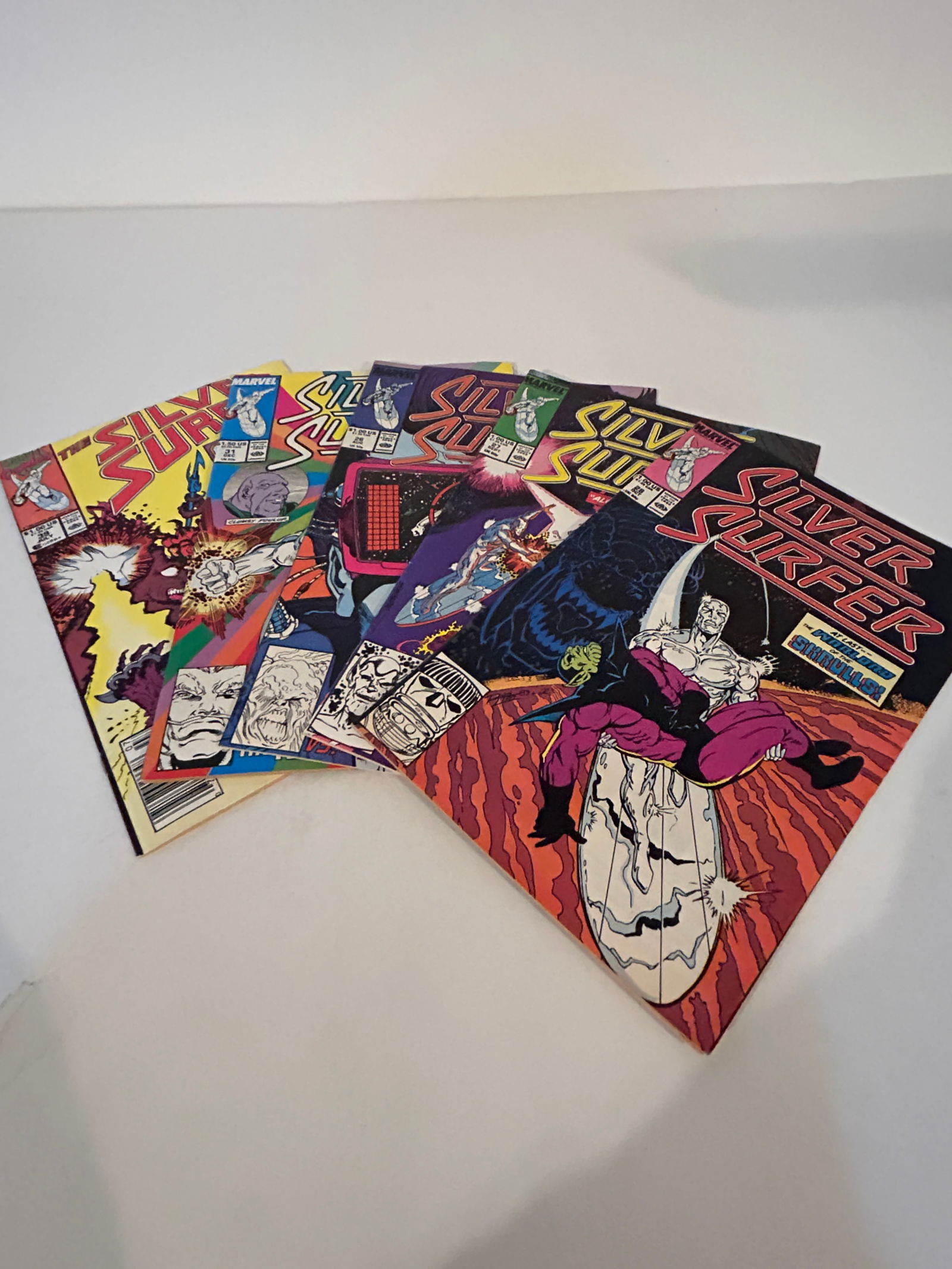 Vintage Lot Of 5 Silver Surfer Comic Books 28, 27, 26, 31, 39 (1 of 11)