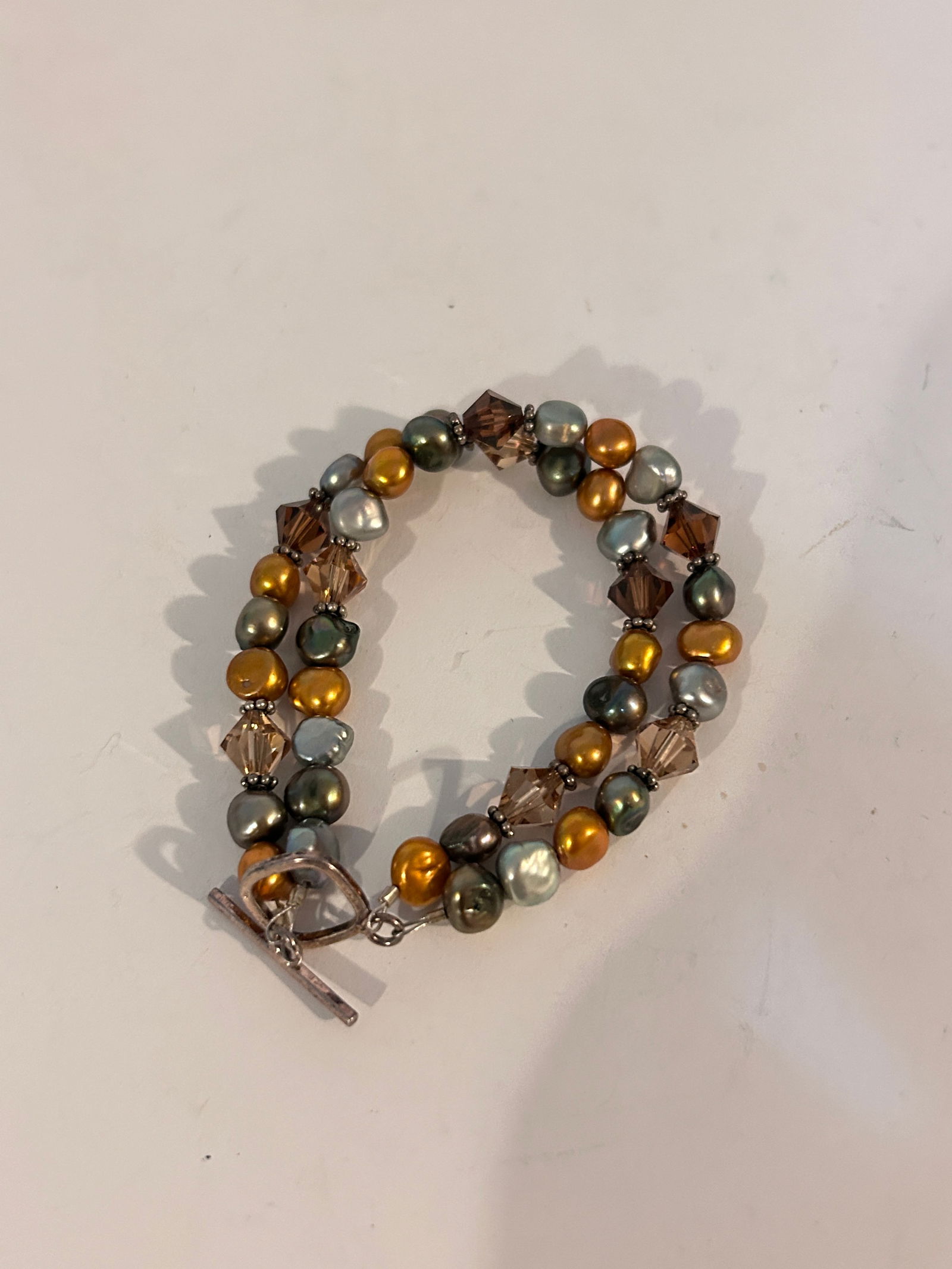 Vintage Sterling Silver freshwater pearl Swarovski Bracelet 7.5": Vintage Sterling Silver freshwater pearl Swarovski Bracelet 7.5" Please view all photos as they are part of the description and condition of this Item, Feel free to contact me with questions or pictur