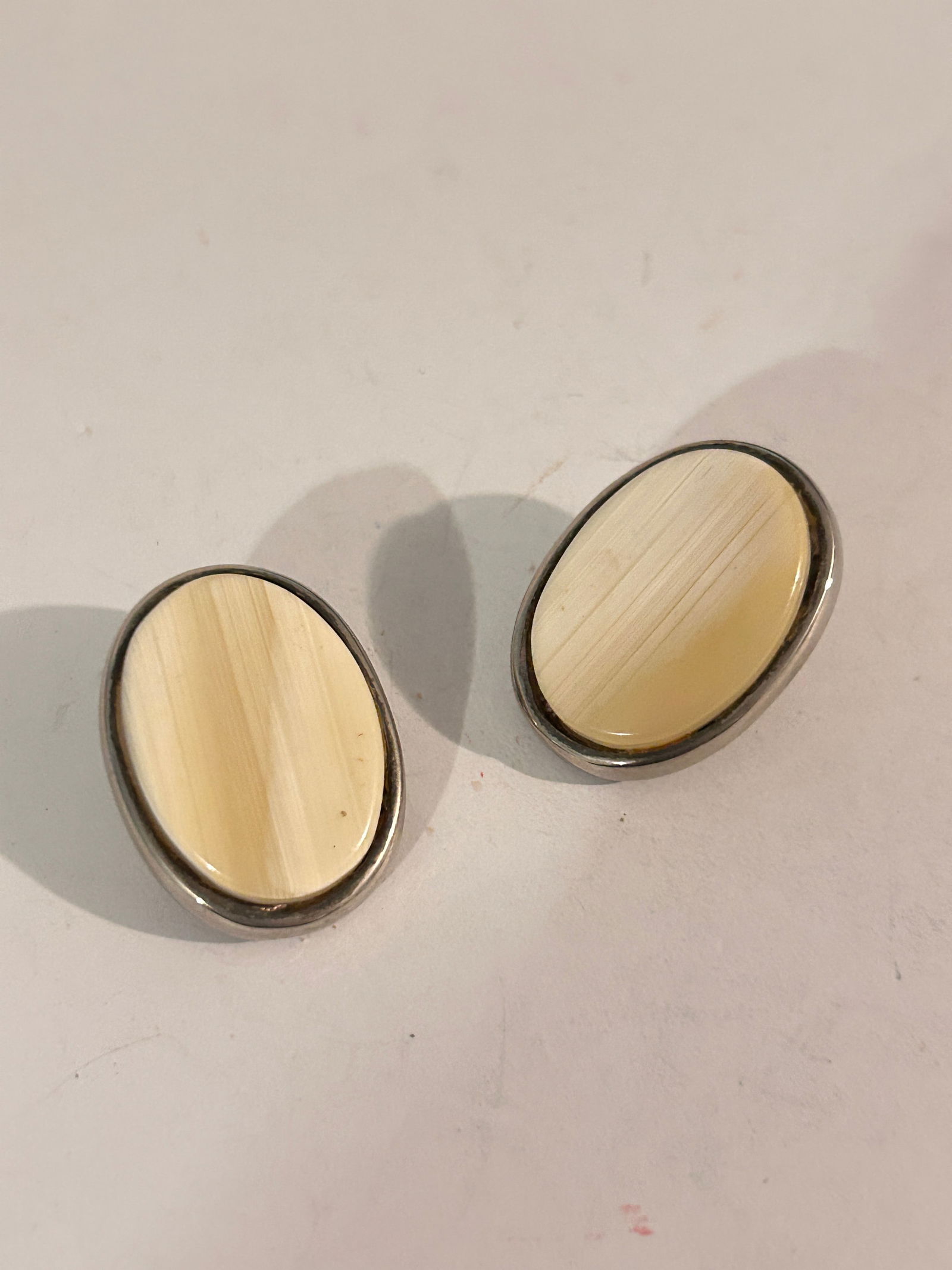 Vintage Clara Earrings (1 of 4)