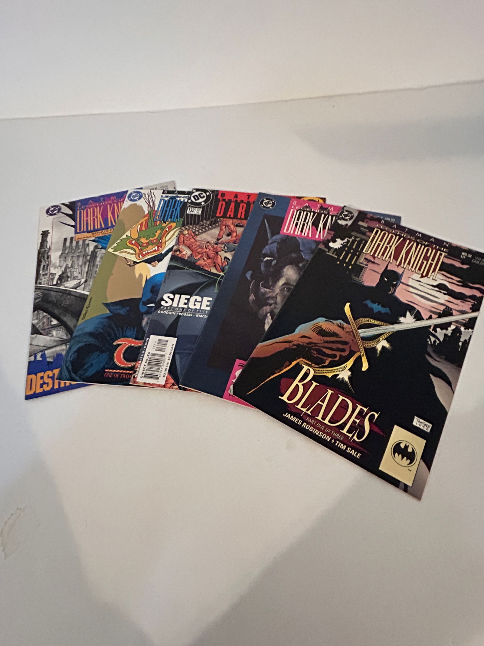 Vintage Lot Of 5 Dark Knight Comics Books 32, 3, 132, 52, 27 (1 of 11)