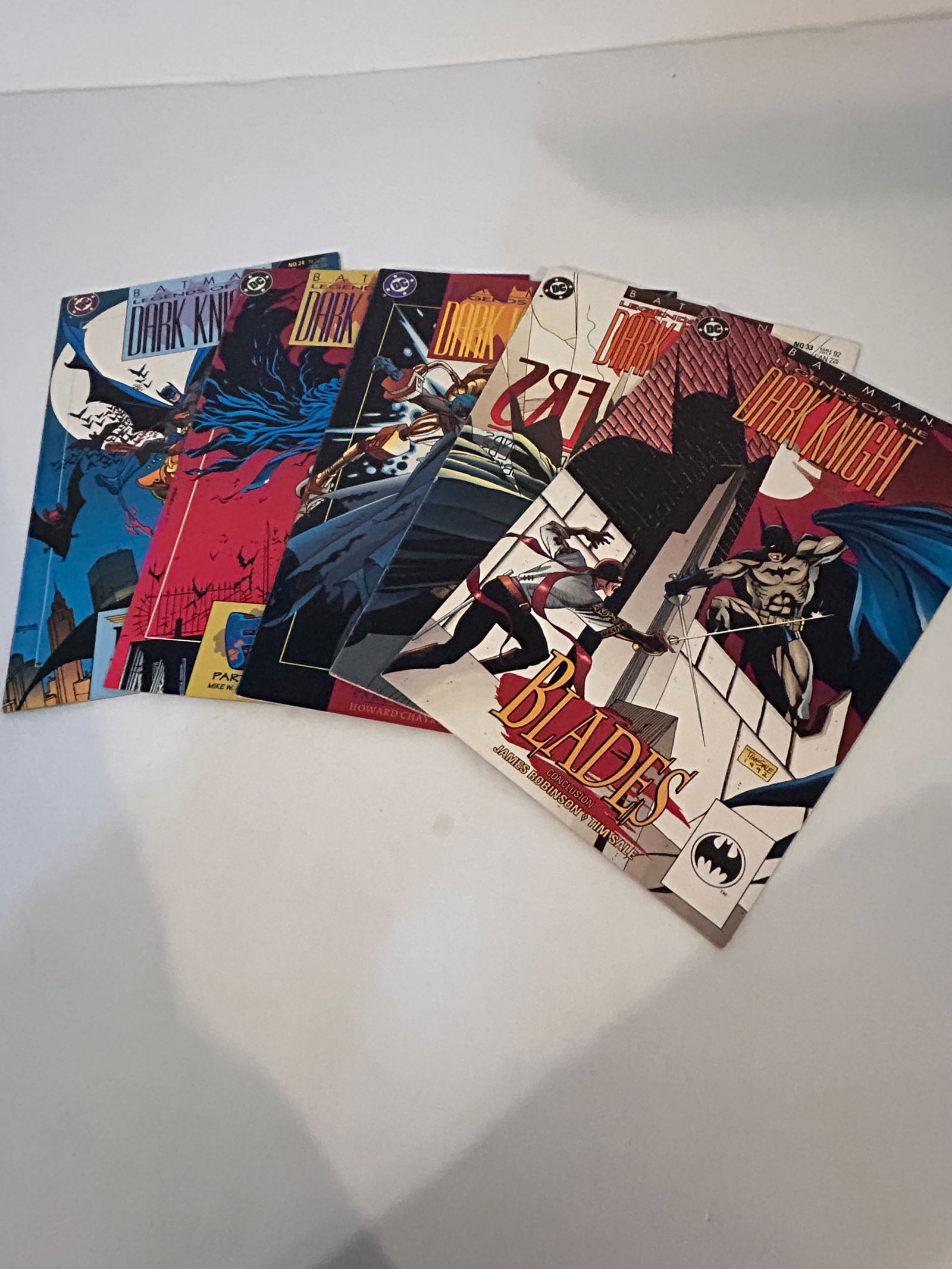 Vintage Lot Of 5 Dark Knight Comics Books 34, 33, 26, 23, 24 (1 of 11)