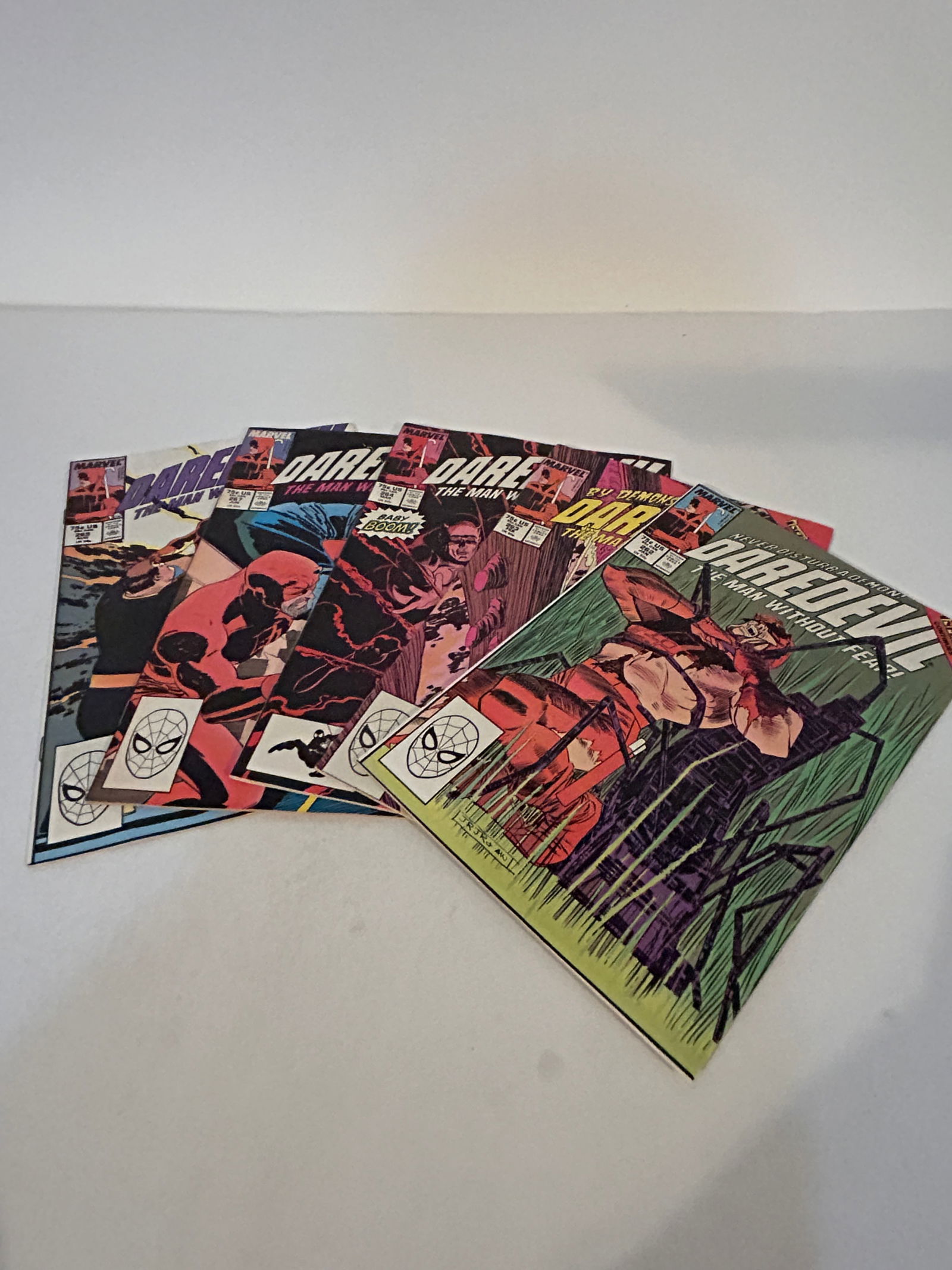 Vintage Lot Of 5 Daredevil Comic Books 262, 263, 264, 267, 269 (1 of 11)