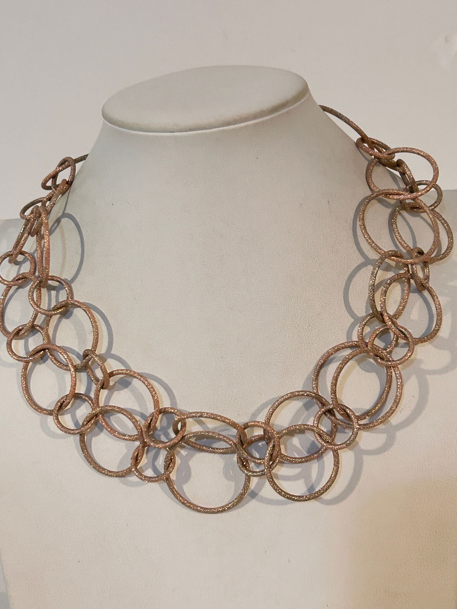 Joan Rivers Bubble Chain Infinity Link Necklace Round Circle Bronze Tone Sparkly 36" (1 of 5)