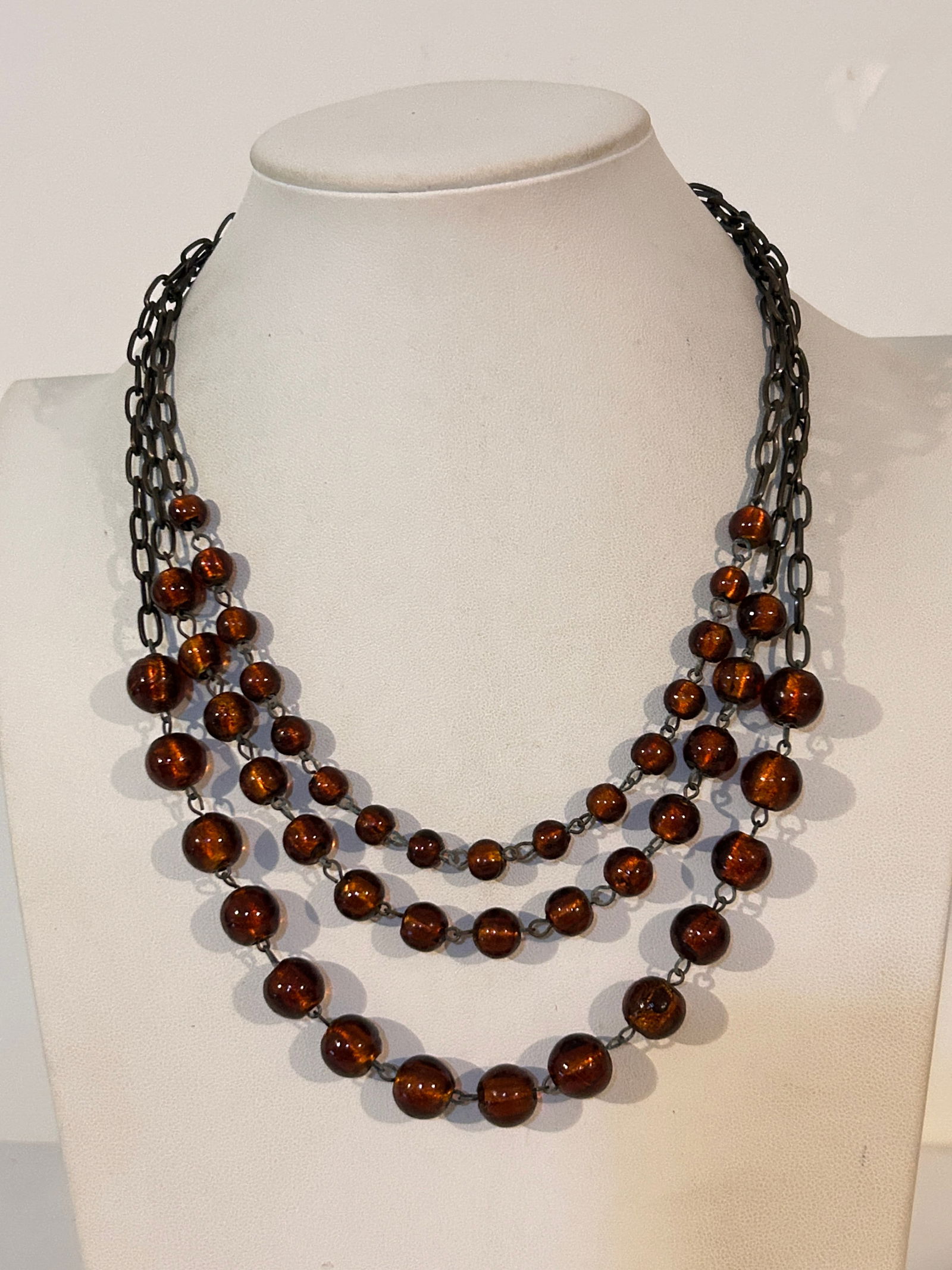 Vintage Layered Bown Glass beads Necklace sz 18" (1 of 5)