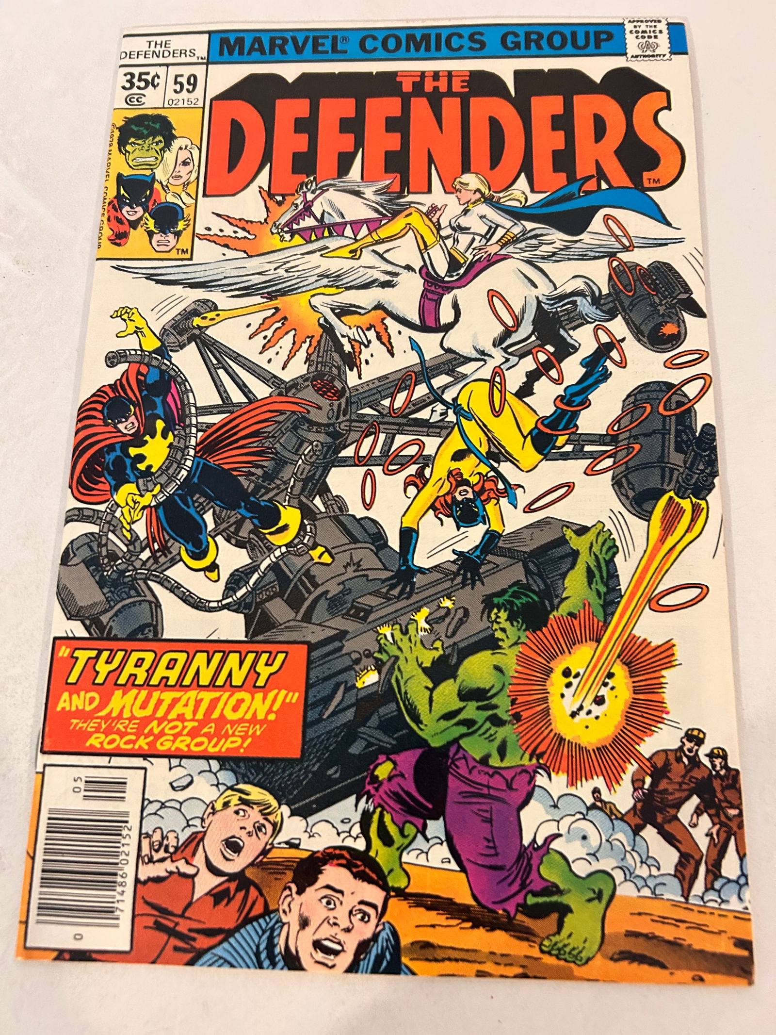 Vintage Comic Book The Defenders # 59 (1 of 2)
