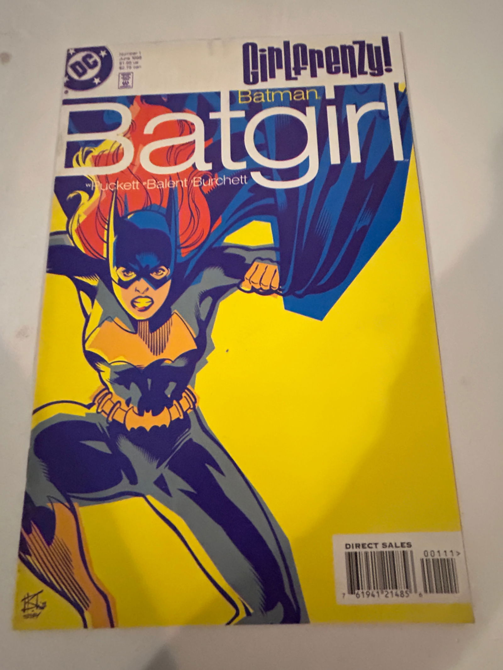 Vintage Comic Book Batgirl # 1 (1 of 2)