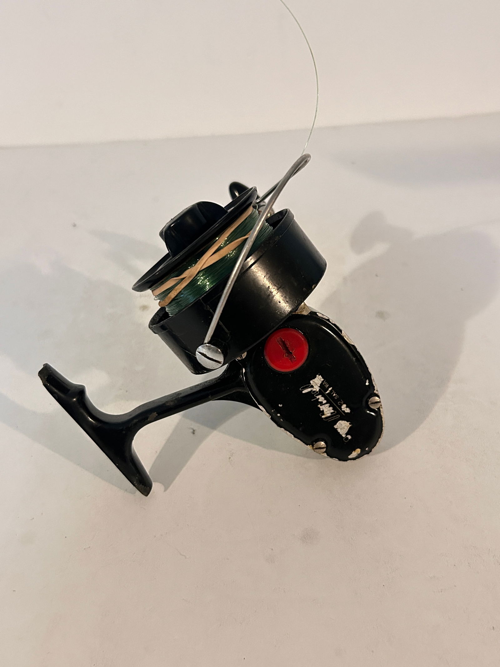 Vintage Garcia Mitchell 302 Salt Water Spinning Reel for parts not working (1 of 5)