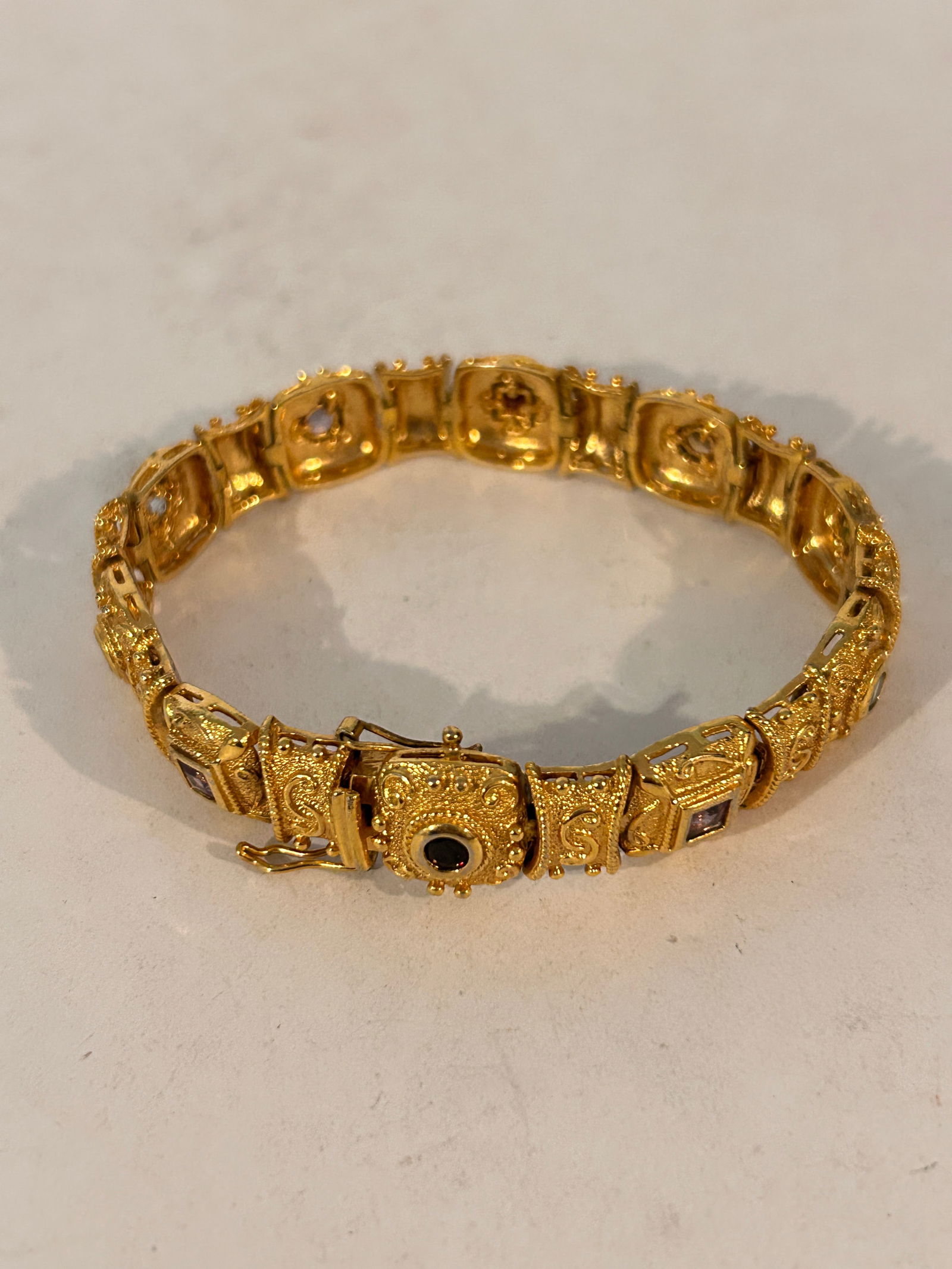 Vintage Sterling Silver Vermeal Gemstone Bracelet 8" 34 grams: Vintage Sterling Silver Vermeal Gemstone Bracelet 8" 34 grams Please view all photos as they are part of the description and condition of this Item, Feel free to contact me with questions or picture r