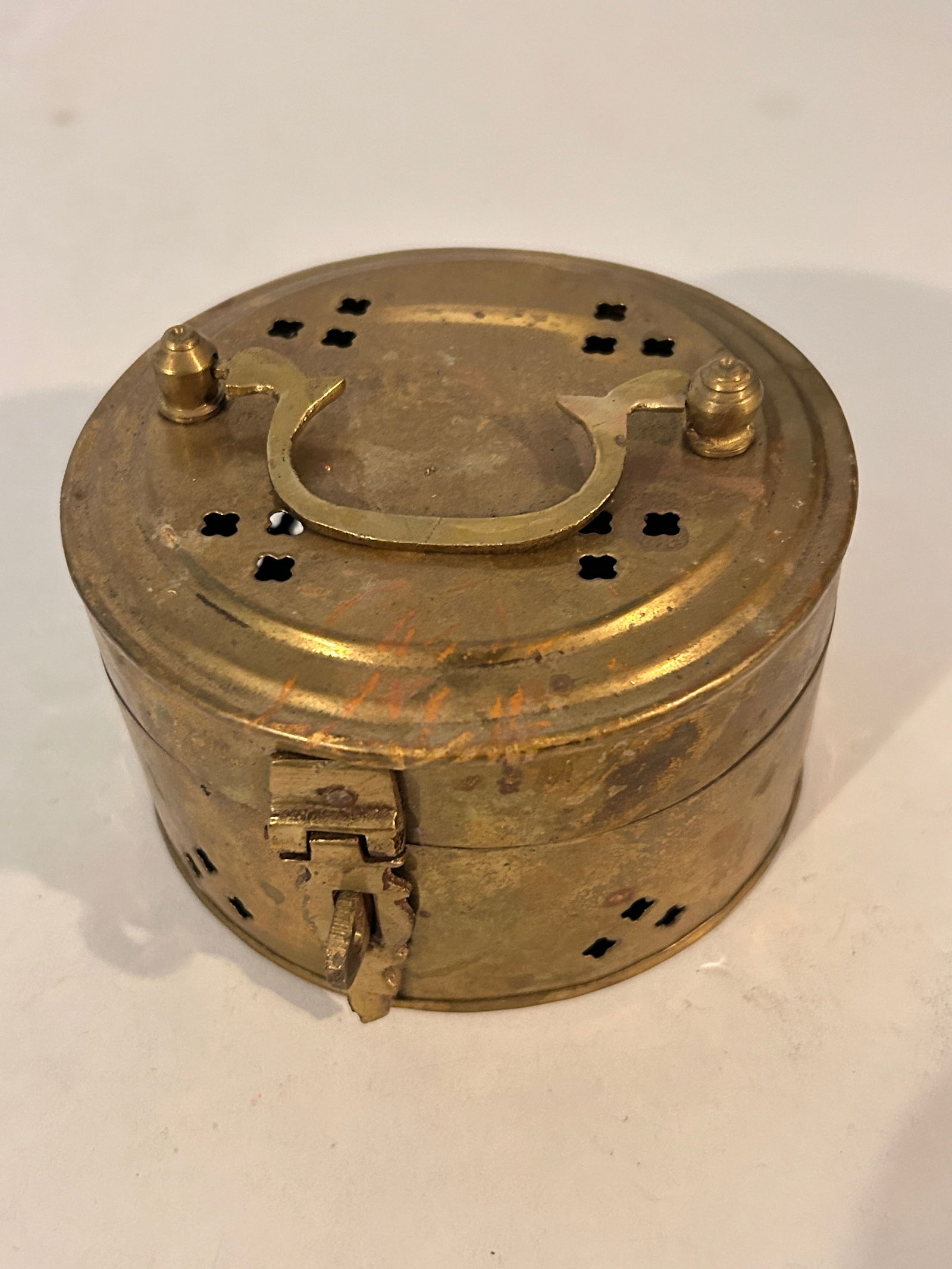 Vintage Brass Trinket Box Round Shape with Top Handle Buckle Latch Lid (1 of 5)