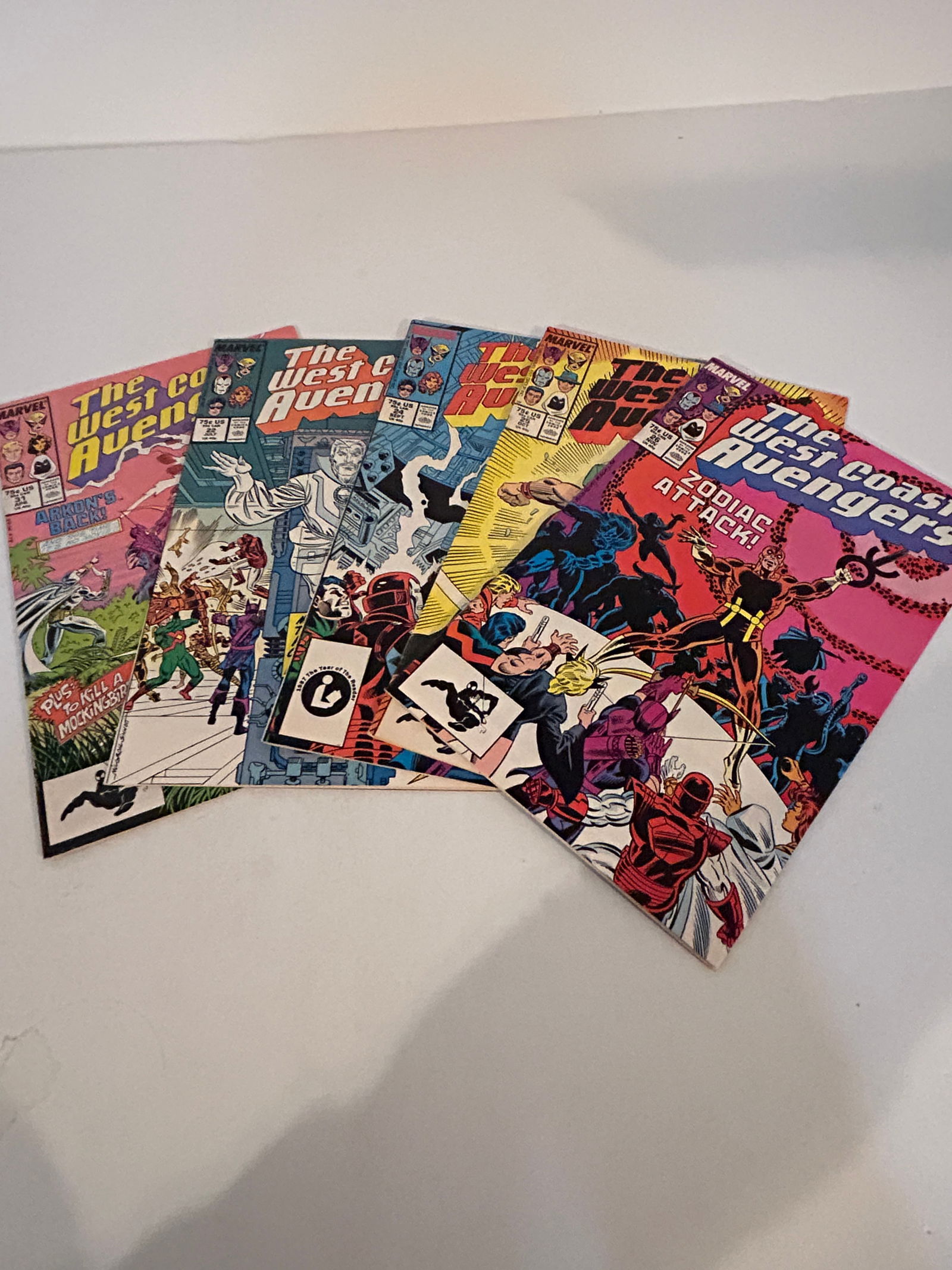 Vintage Lot Of 5 West Coast Avengers Comic Books 26, 25, 24, 22, 31 (1 of 11)