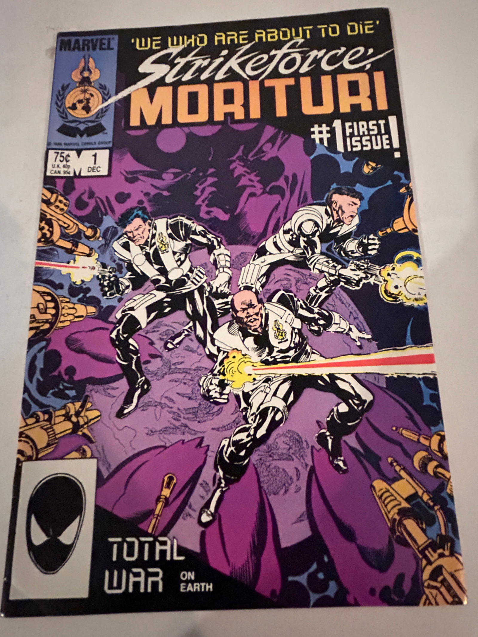 Vintage Comic Book Strikeforce Morituri # 1: Vintage Comic Book Strikeforce Morituri # 1 Please view all photos as they are part of the description and condition of this Item, Feel free to contact me with questions or picture requests! Used Item