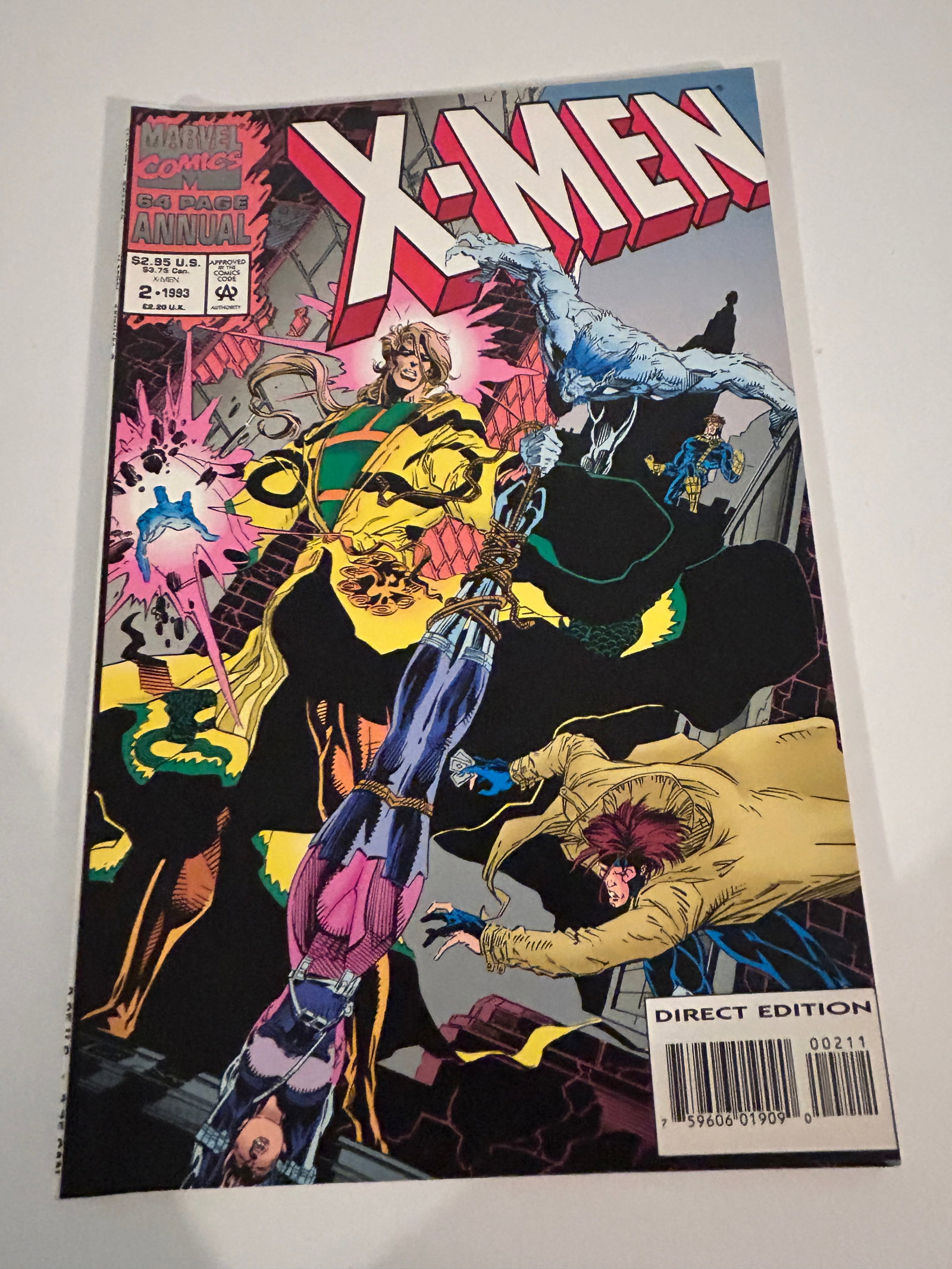 Vintage Comic Book X-Men Annual # 2: Vintage Comic Book X-Men Annual # 2 Please view all photos as they are part of the description and condition of this Item, Feel free to contact me with questions or picture requests! Used Item AS IS