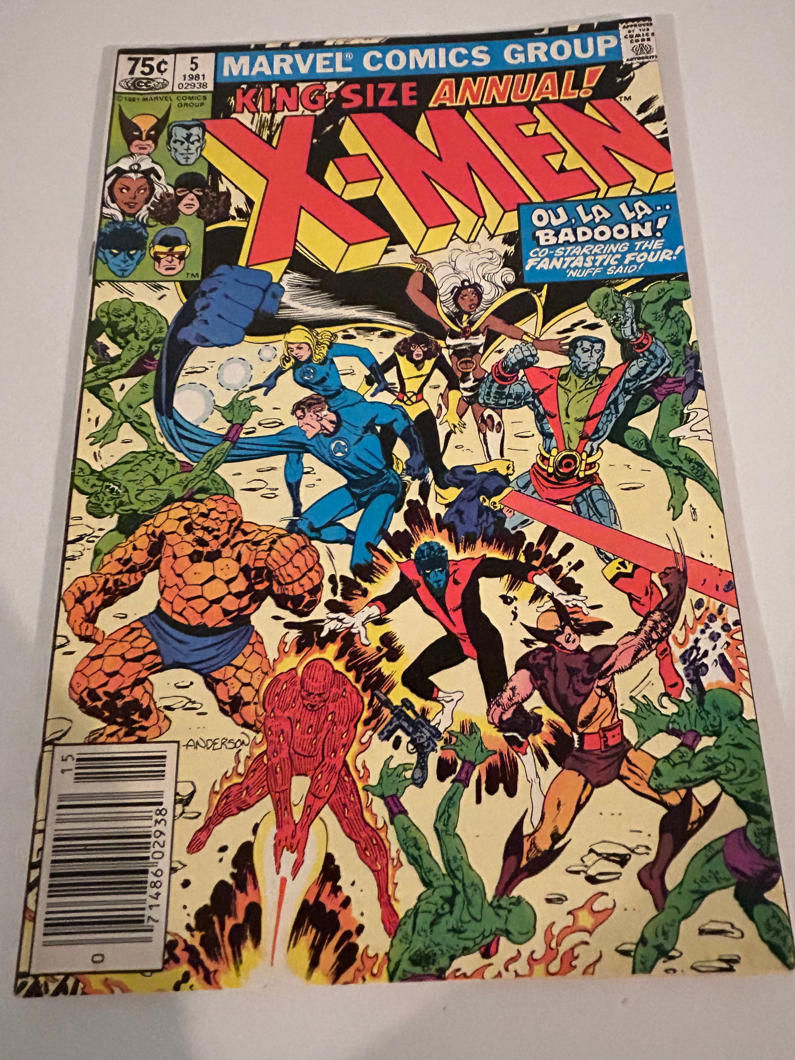 Vintage Comic Book X-Men Annual # 5 News Stand: Vintage Comic Book X-Men Annual # 5 News Stand Please view all photos as they are part of the description and condition of this Item, Feel free to contact me with questions or picture requests! Used I