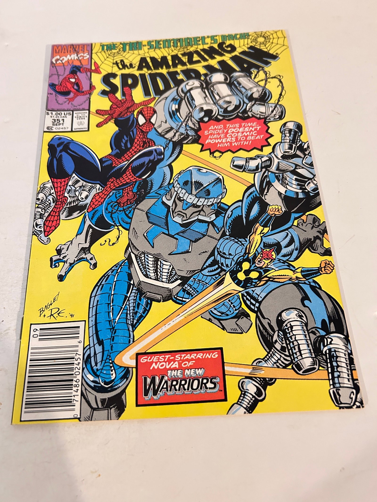 Vintage Comic Book The Amazing Spider-man # 351: Vintage Comic Book The Amazing Spider-man # 351 Please view all photos as they are part of the description and condition of this Item, Feel free to contact me with questions or picture requests! Used 