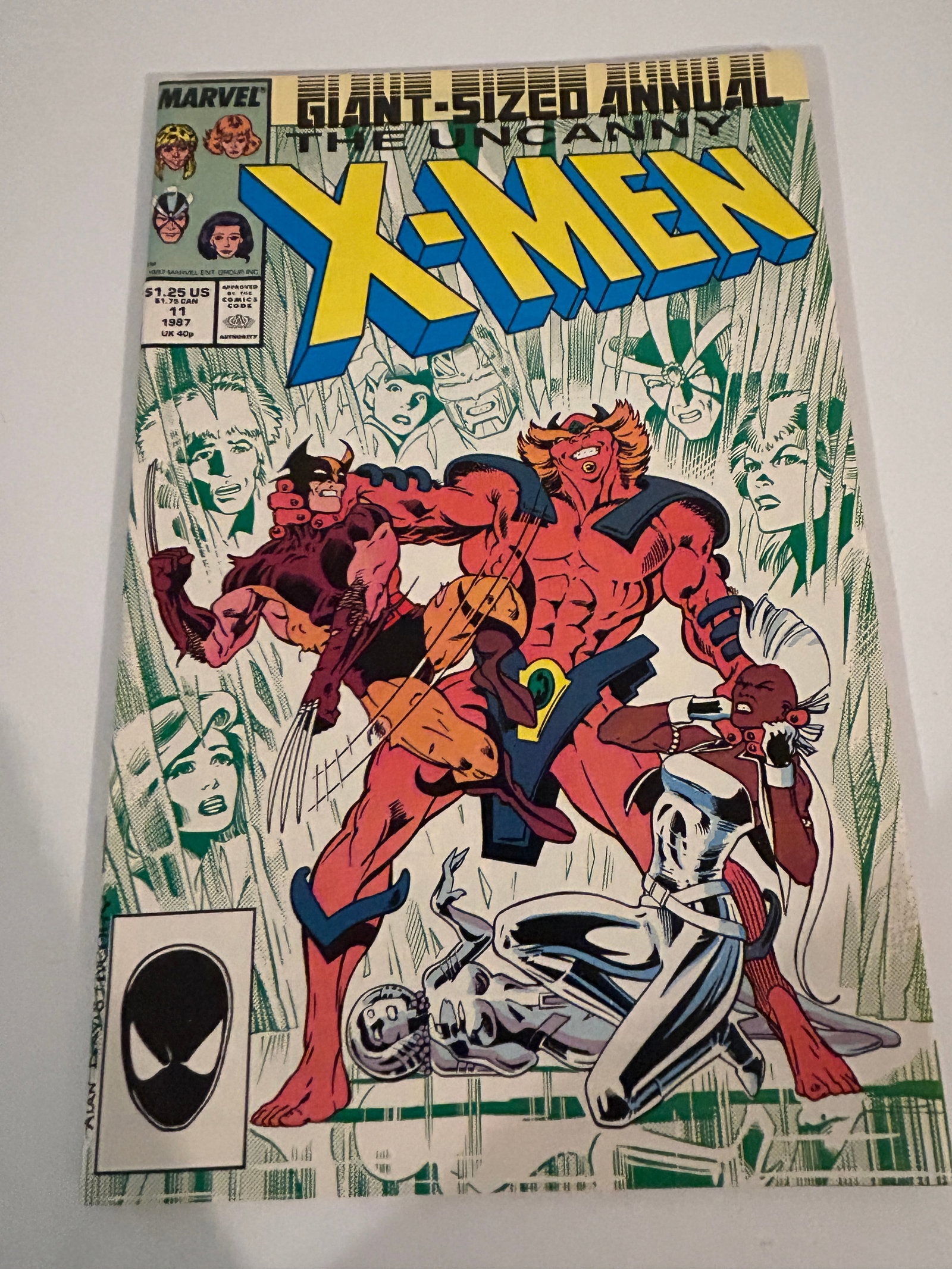 Vintage Comic Book X-Men Annual # 11: Vintage Comic Book X-Men Annual # 11 Please view all photos as they are part of the description and condition of this Item, Feel free to contact me with questions or picture requests! Used Item AS IS