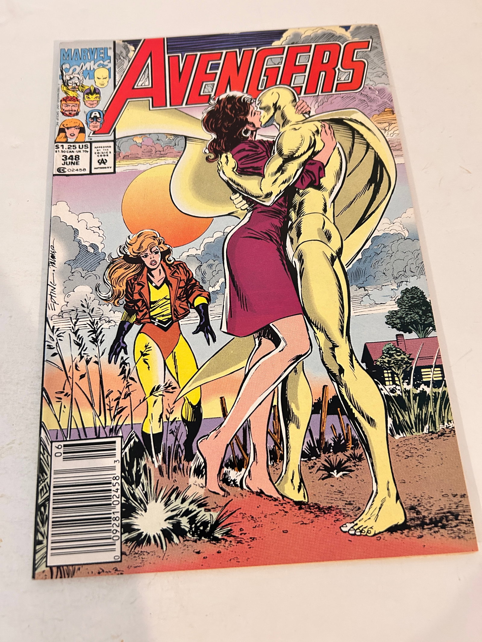 Vintage Comic Book the Avengers # 348: Vintage Comic Book the Avengers # 348 Please view all photos as they are part of the description and condition of this Item, Feel free to contact me with questions or picture requests! Used Item AS IS