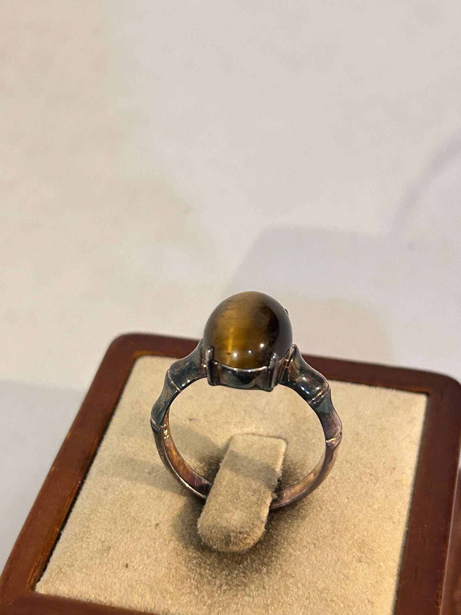 Vintage Sterling Silver Tigers Eye Ring Sz 9: Vintage Sterling Silver Tigers Eye Ring Sz 9 Please view all photos as they are part of the description and condition of this Item, Feel free to contact me with questions or picture requests! Used Ite