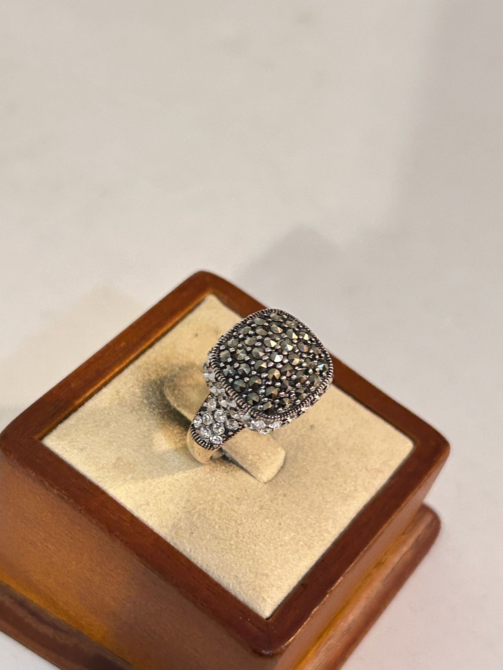 Sterling Silver 925 QVC Suspicion Pave Marcasite Crystal Cocktail Ring Size 9: Sterling Silver 925 QVC Suspicion Pave Marcasite Crystal Cocktail Ring Size 9 Please view all photos as they are part of the description and condition of this Item, Feel free to contact me with questi