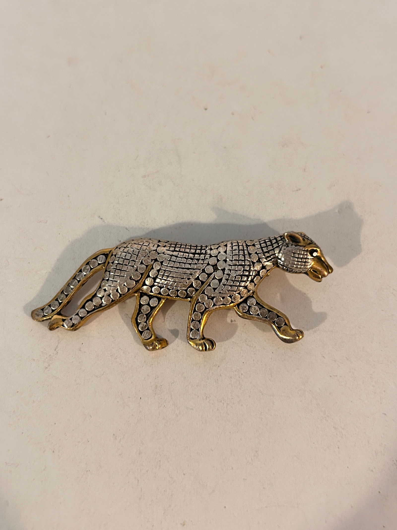 Vintage Silver Tone Cat Brooch (1 of 5)