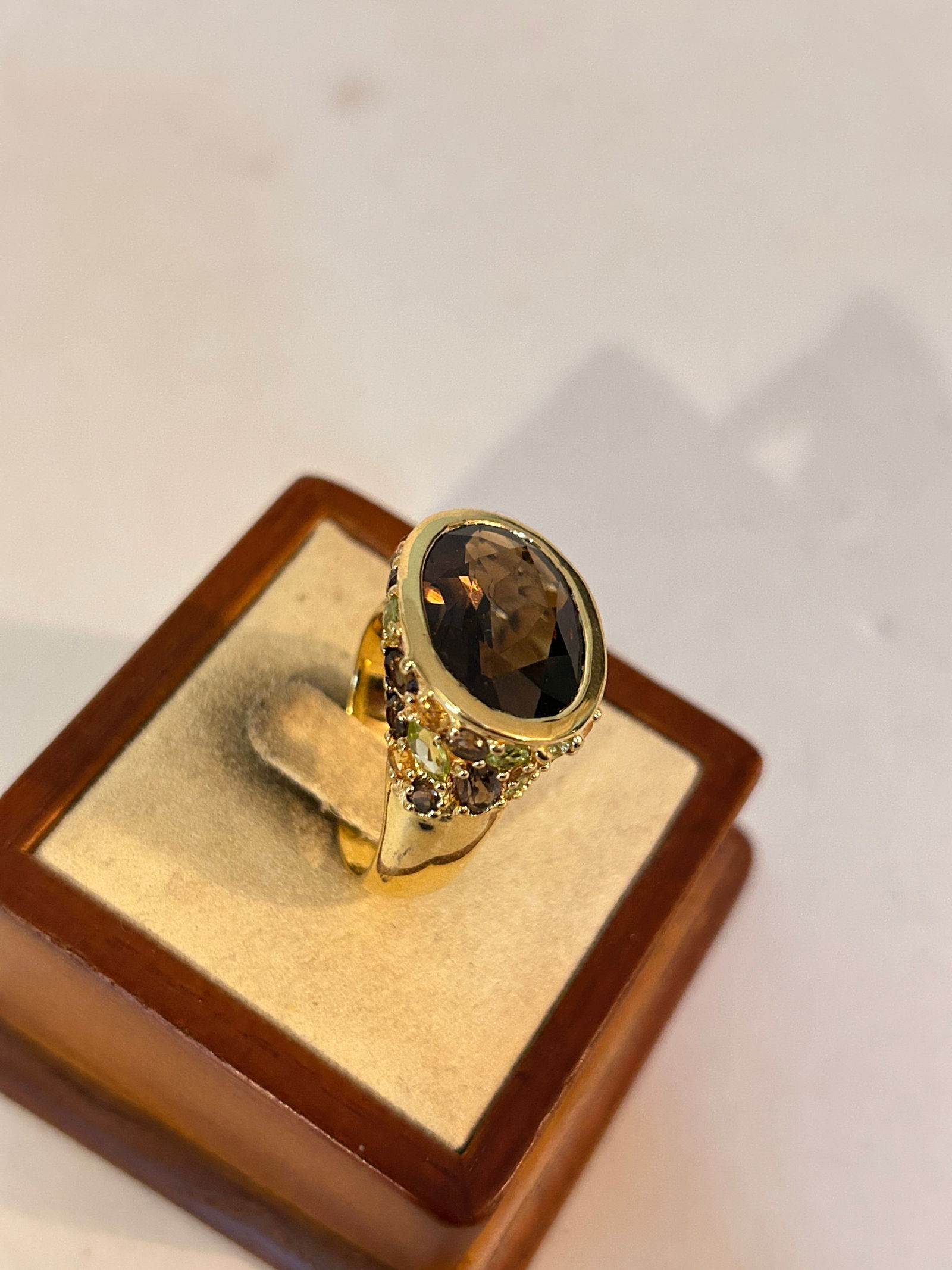 Vintage Sterling Silver Canada Gemstone Ring Sz 10 12 Grams: Vintage Sterling Silver Canada Gemstone Ring Sz 10 12 Grams Please view all photos as they are part of the description and condition of this Item, Feel free to contact me with questions or picture req