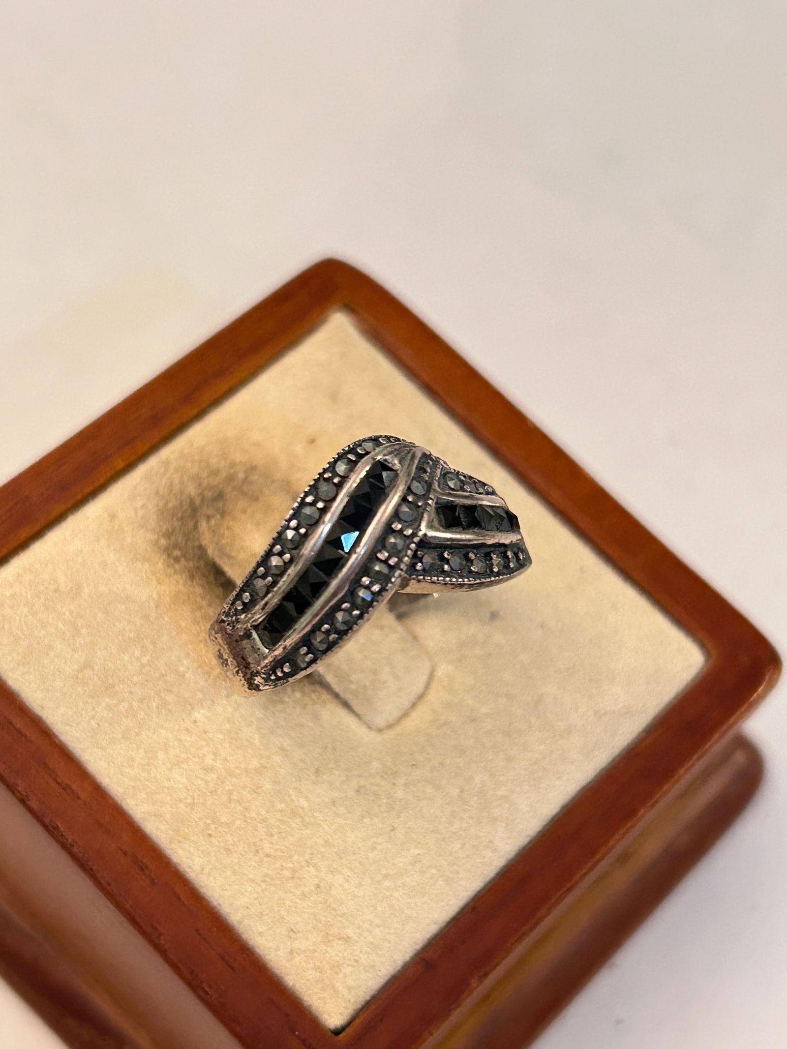 Vintage Sterling Silver Marcasite Modernist Ring Sz 9 (1 of 5)