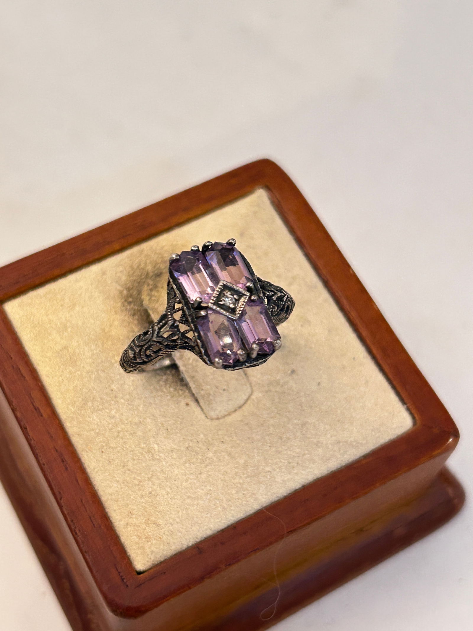 CNA PRANDA 925 Sterling Silver Vintage Real Diamond & Amethyst Ring Sz 6: CNA PRANDA 925 Sterling Silver Vintage Real Diamond & Amethyst Ring Sz 6 Please view all photos as they are part of the description and condition of this Item, Feel free to contact me with questions o