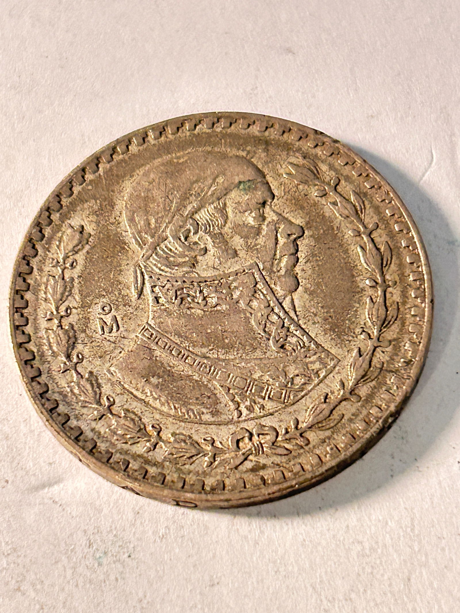 Vintage 1959 Mexico Un Peso 10% Silver Coin (1 of 4)