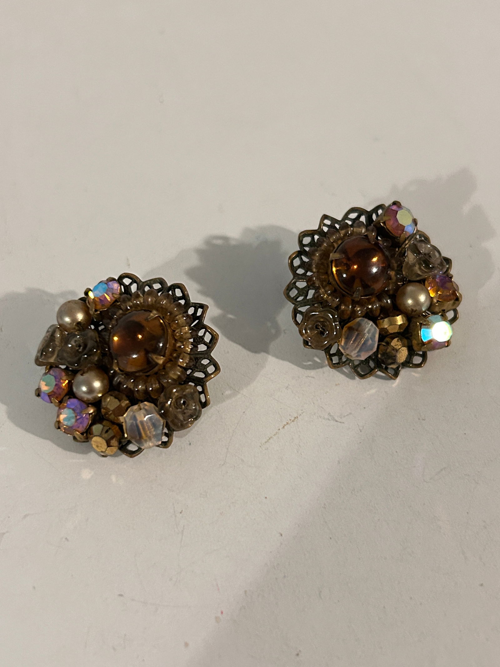 Vtg 40s/50s Miriam Haskell Faux Pearl filigree Earrings Unsigned (1 of 5)