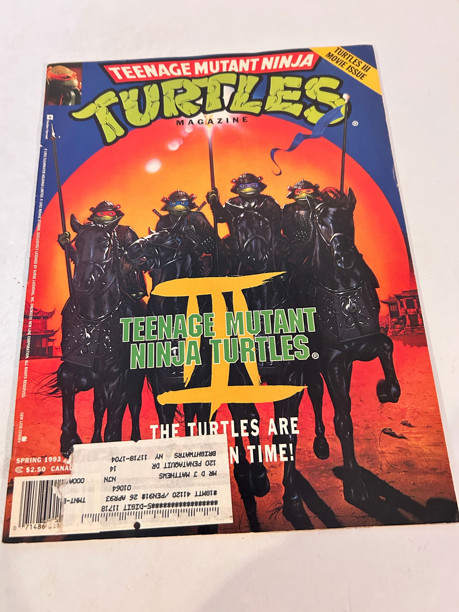 Vintage Comic Book Teenage Mutant Ninja Turtles Magazine: Vintage Comic Book Teenage Mutant Ninja Turtles Magazine Please view all photos as they are part of the description and condition of this Item, Feel free to contact me with questions or picture reques