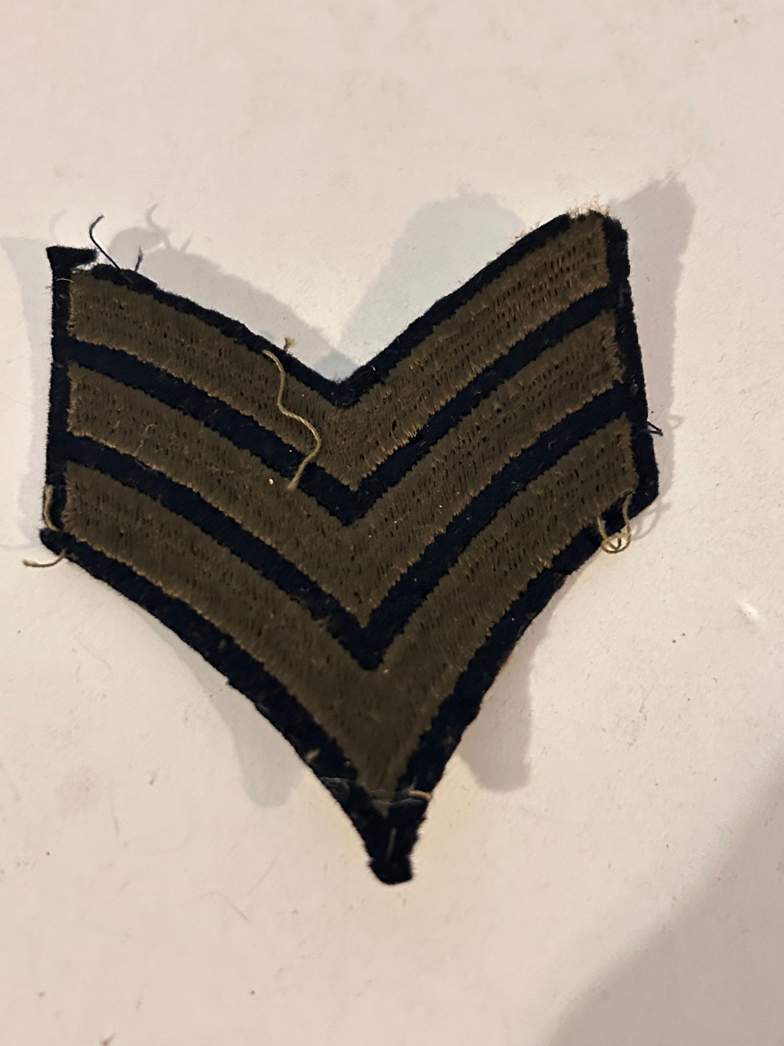 Vintage Military Patch: Vintage Military Patch Please view all photos as they are part of the description and condition of this Item, Feel free to contact me with questions or picture requests! Used Item AS IS