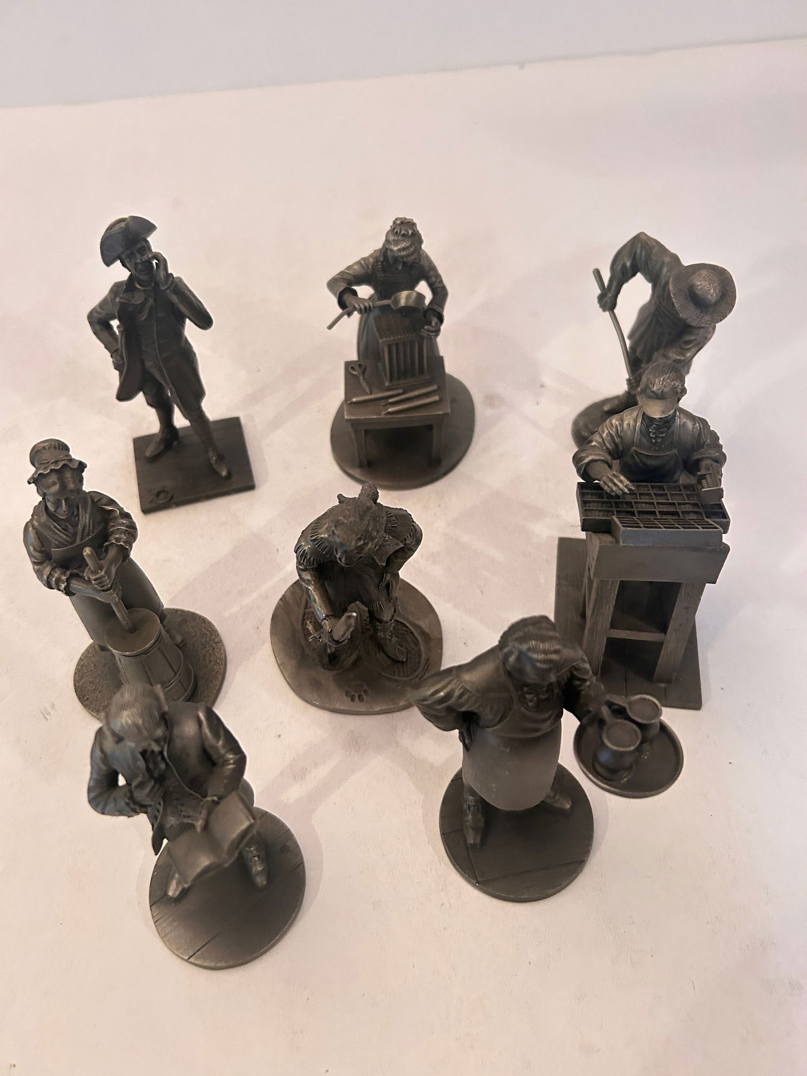 Vintage Lot of 8 Franklin Mint Pewter Pieces: Vintage Lot of 8 Franklin Mint Pewter Pieces Please view all photos as they are part of the description and condition of this Item, Feel free to contact me with questions or picture requests! Used Ite