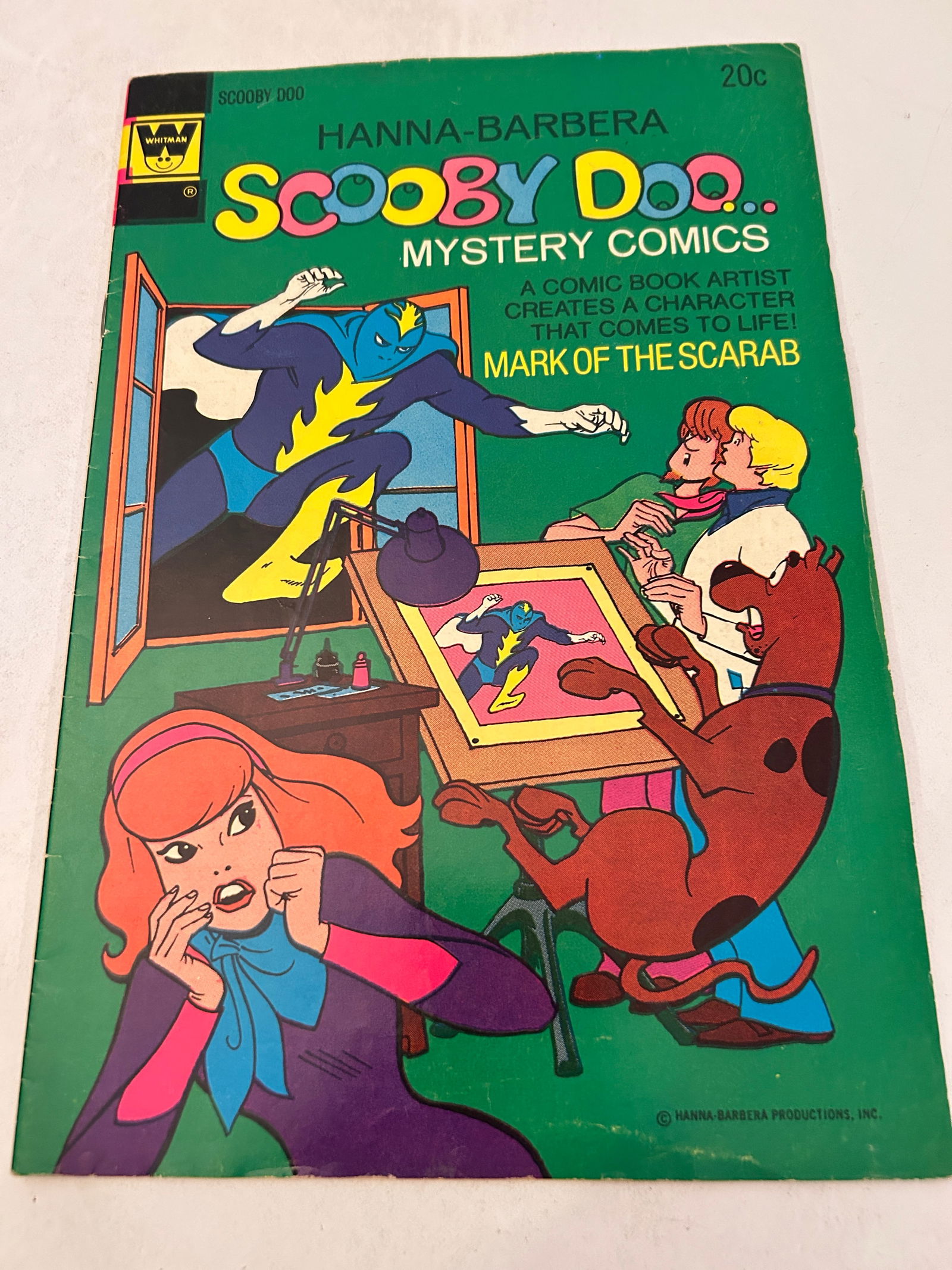 Vintage Comic Book Scooby Doo # 24: Vintage Comic Book Scooby Doo # 24 Please view all photos as they are part of the description and condition of this Item, Feel free to contact me with questions or picture requests! Used Item AS IS