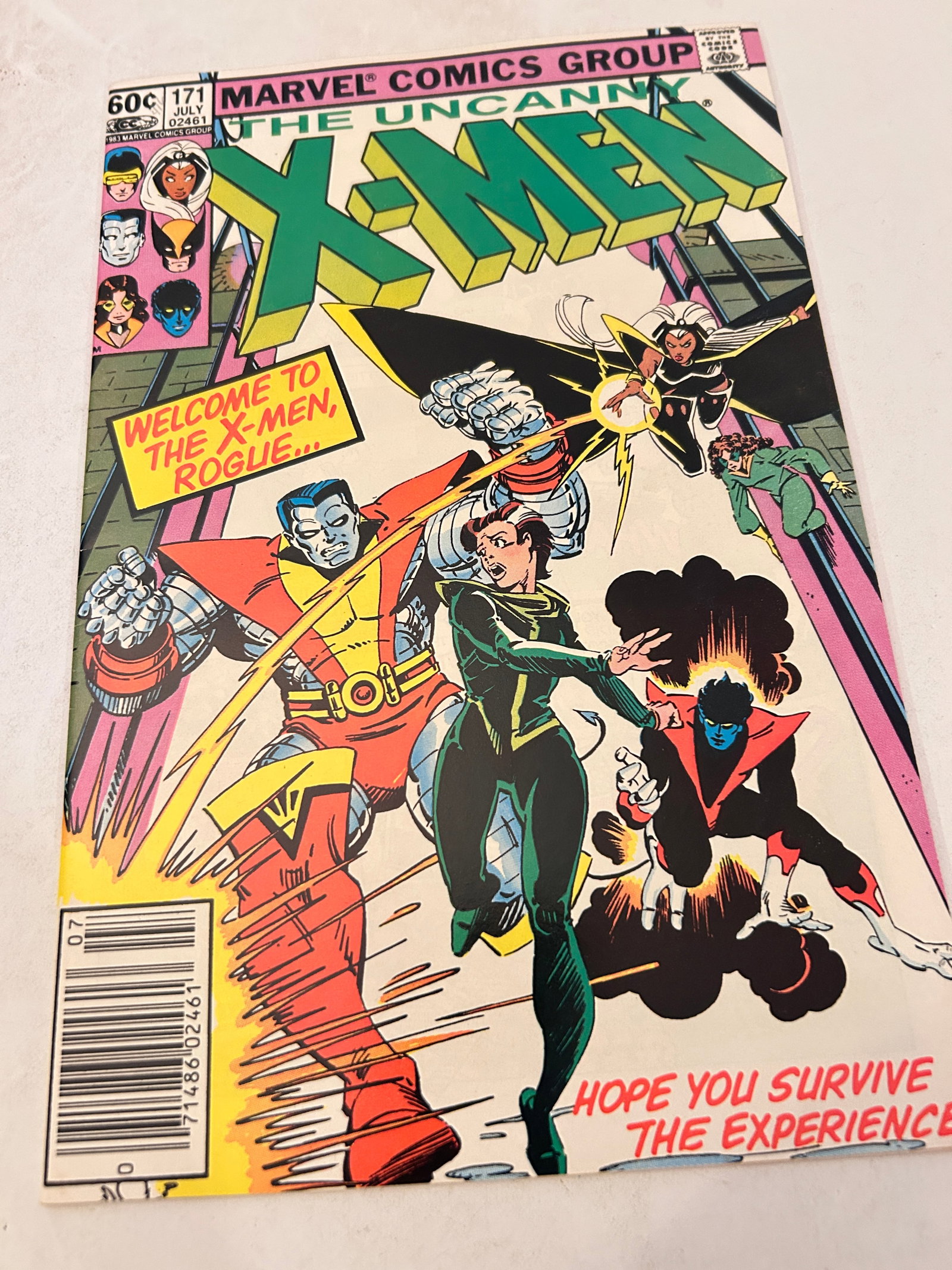 Vintage Comic Book The Uncanny X-Men # 171: Vintage Comic Book The Uncanny X-Men # 171 Please view all photos as they are part of the description and condition of this Item, Feel free to contact me with questions or picture requests! Used Item
