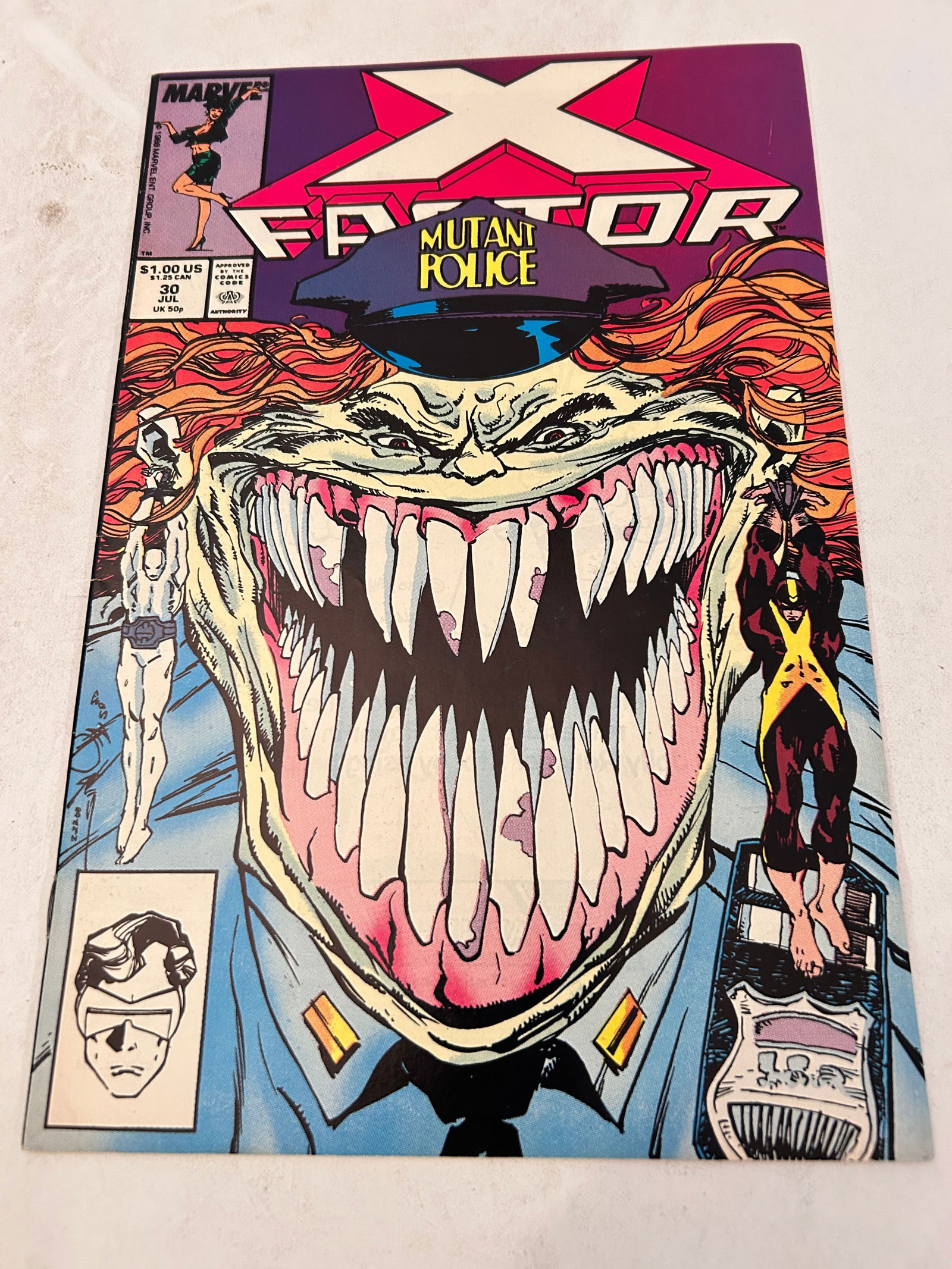 Vintage Comic Book X Factor # 30: Vintage Comic Book X Factor # 30 Please view all photos as they are part of the description and condition of this Item, Feel free to contact me with questions or picture requests! Used Item AS IS