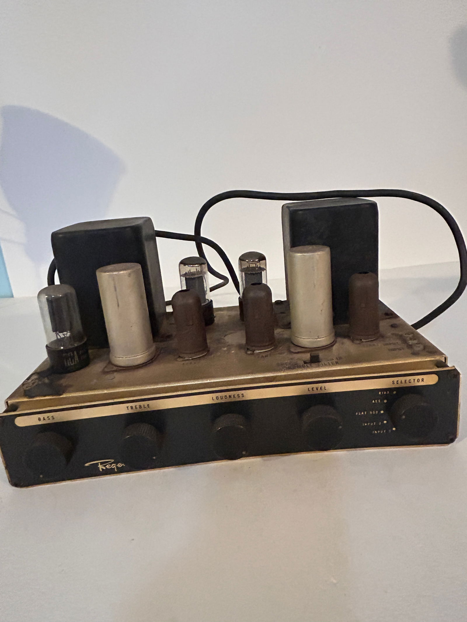 Vintage Old Tube Regency Amplifier (1 of 5)