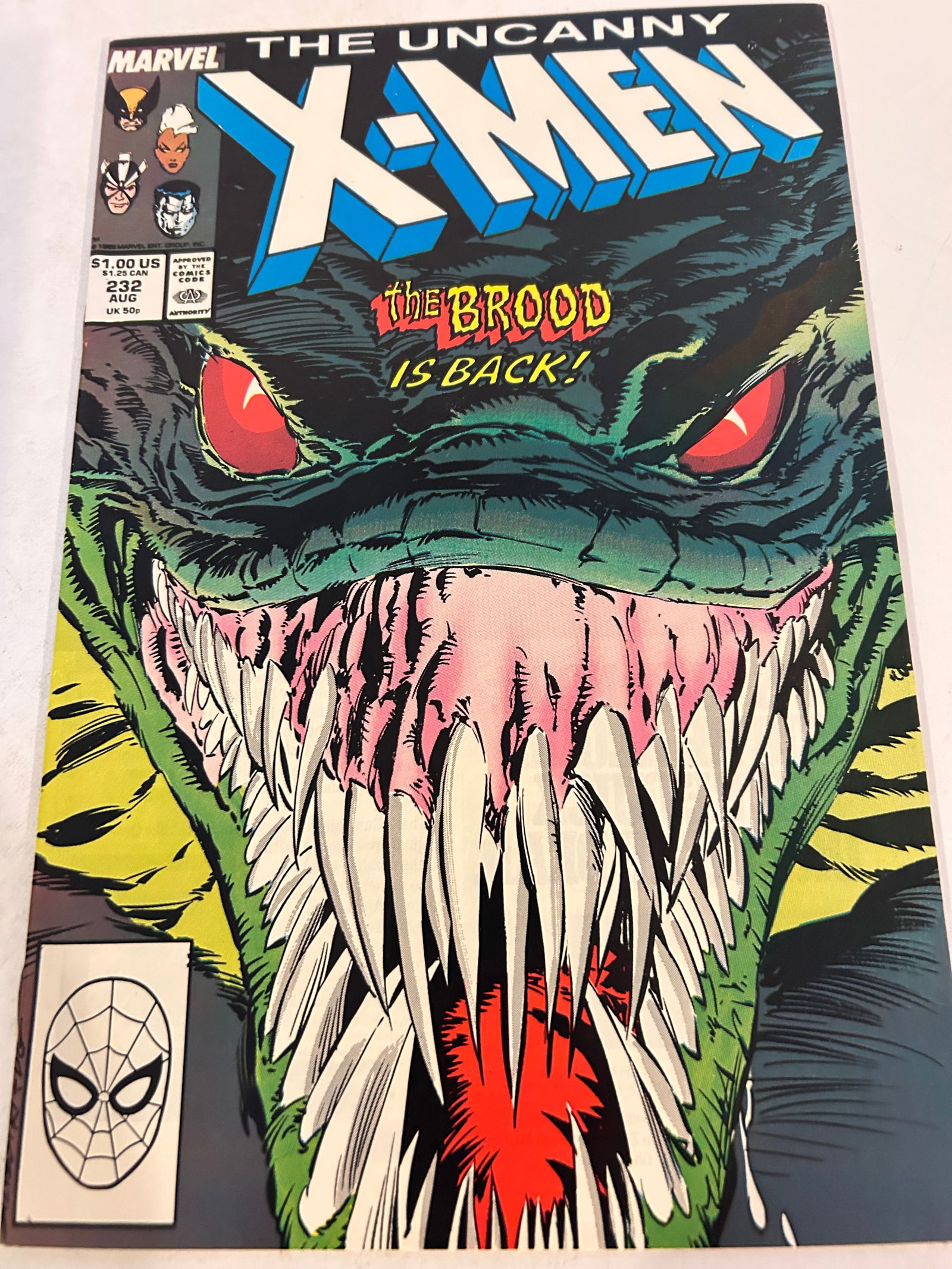 Vintage Comic Book Uncanny X-Men # 232: Vintage Comic Book Uncanny X-Men # 232 Please view all photos as they are part of the description and condition of this Item, Feel free to contact me with questions or picture requests! Used Item AS I