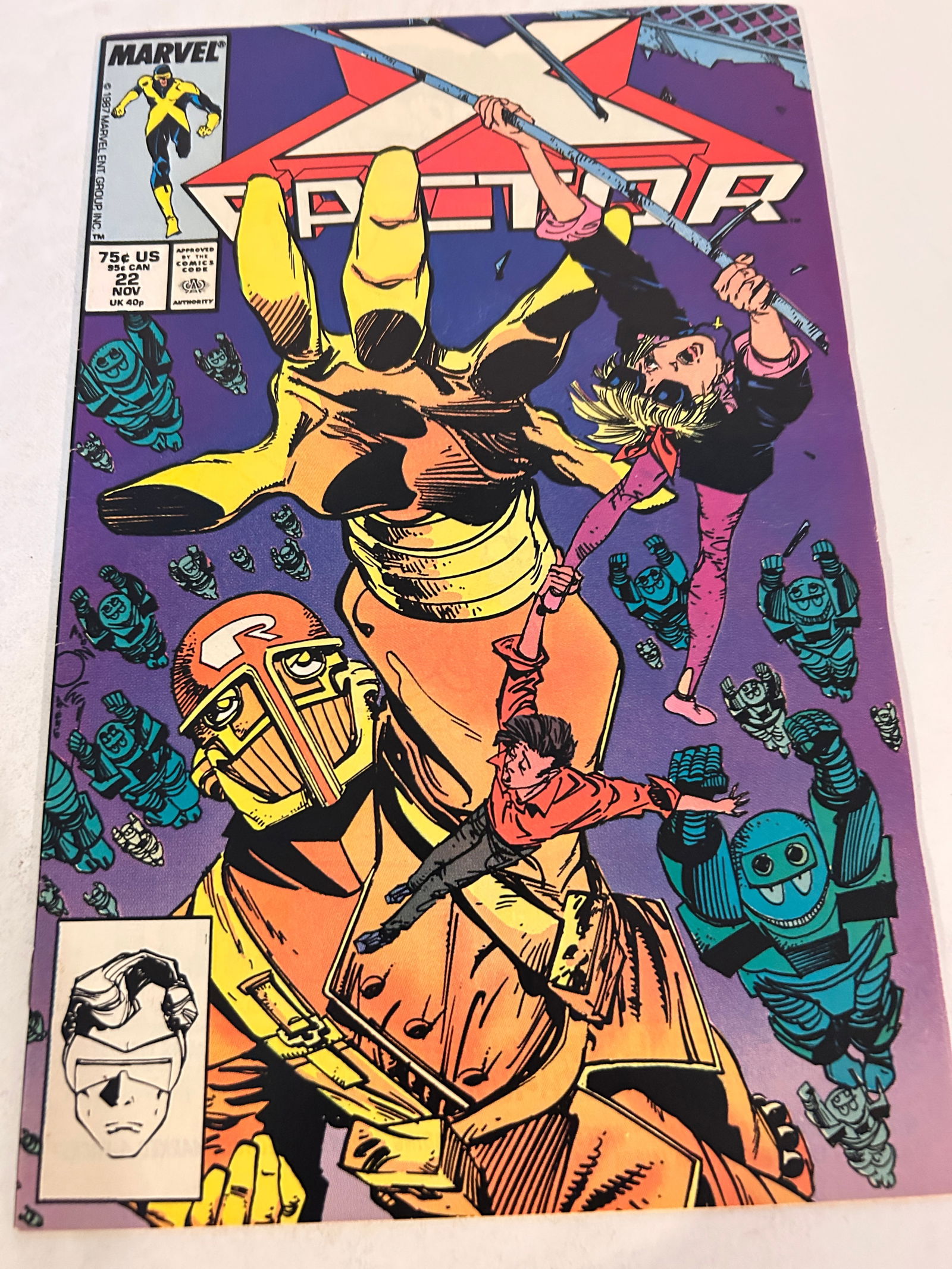 Vintage Comic Book X Factor # 22: Vintage Comic Book X Factor # 22 Please view all photos as they are part of the description and condition of this Item, Feel free to contact me with questions or picture requests! Used Item AS IS