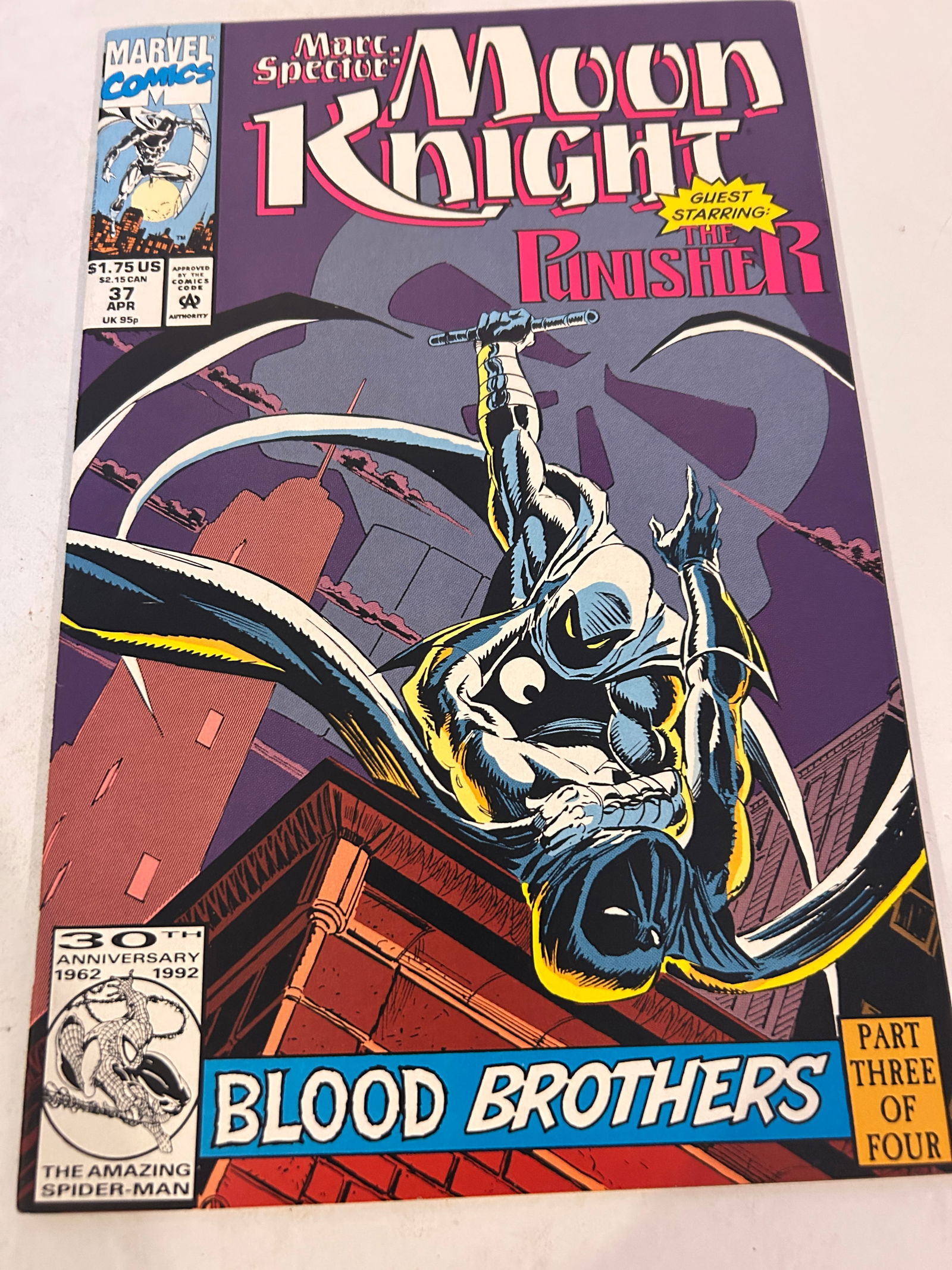 Vintage Comic Book Moon Knight # 37 Marc Spector: Vintage Comic Book Moon Knight # 37 Marc Spector Please view all photos as they are part of the description and condition of this Item, Feel free to contact me with questions or picture requests! Used