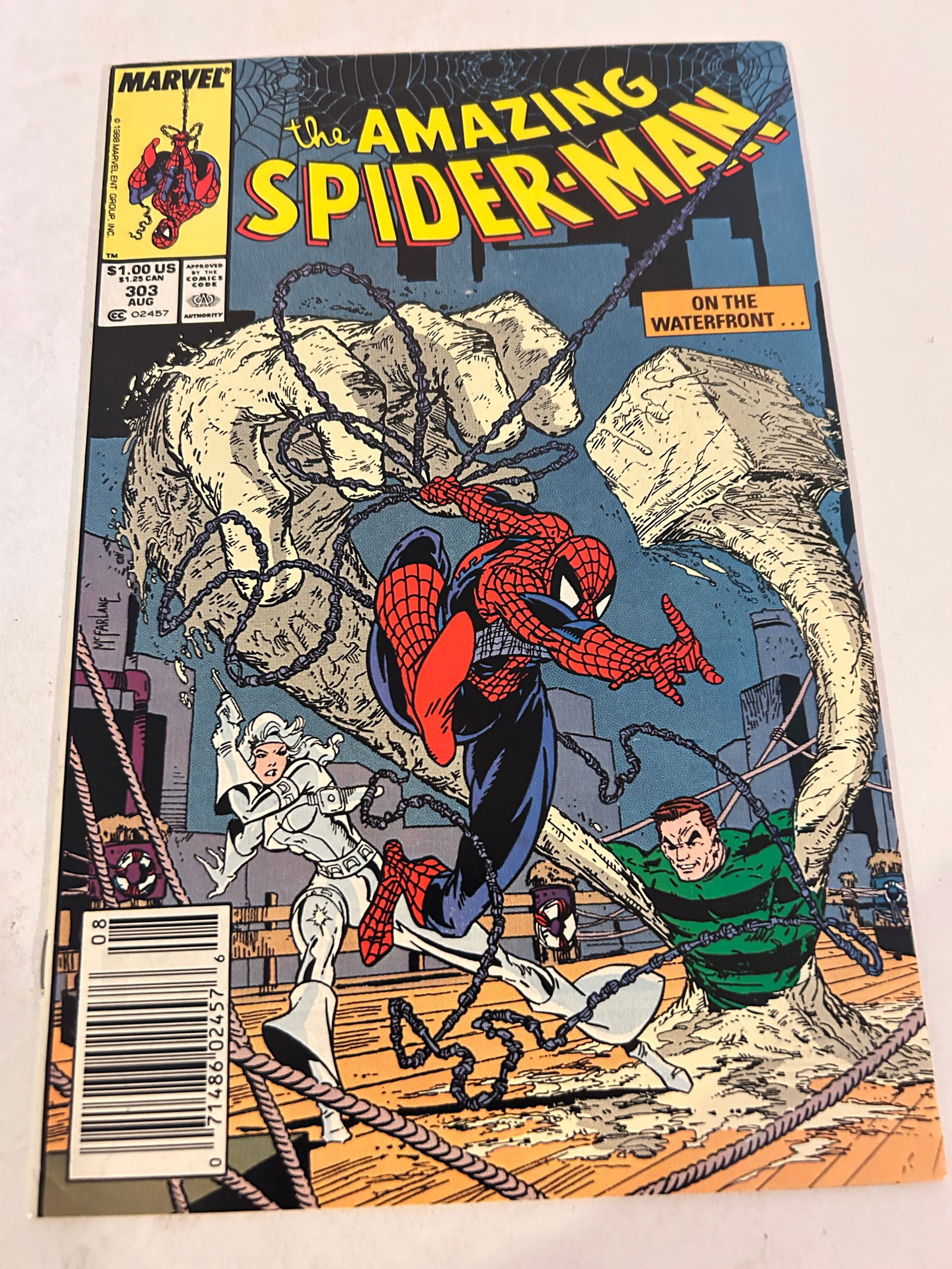 Vintage Comic Book The Amazing Spider-Man # 303: Vintage Comic Book The Amazing Spider-Man # 303 Please view all photos as they are part of the description and condition of this Item, Feel free to contact me with questions or picture requests! Used
