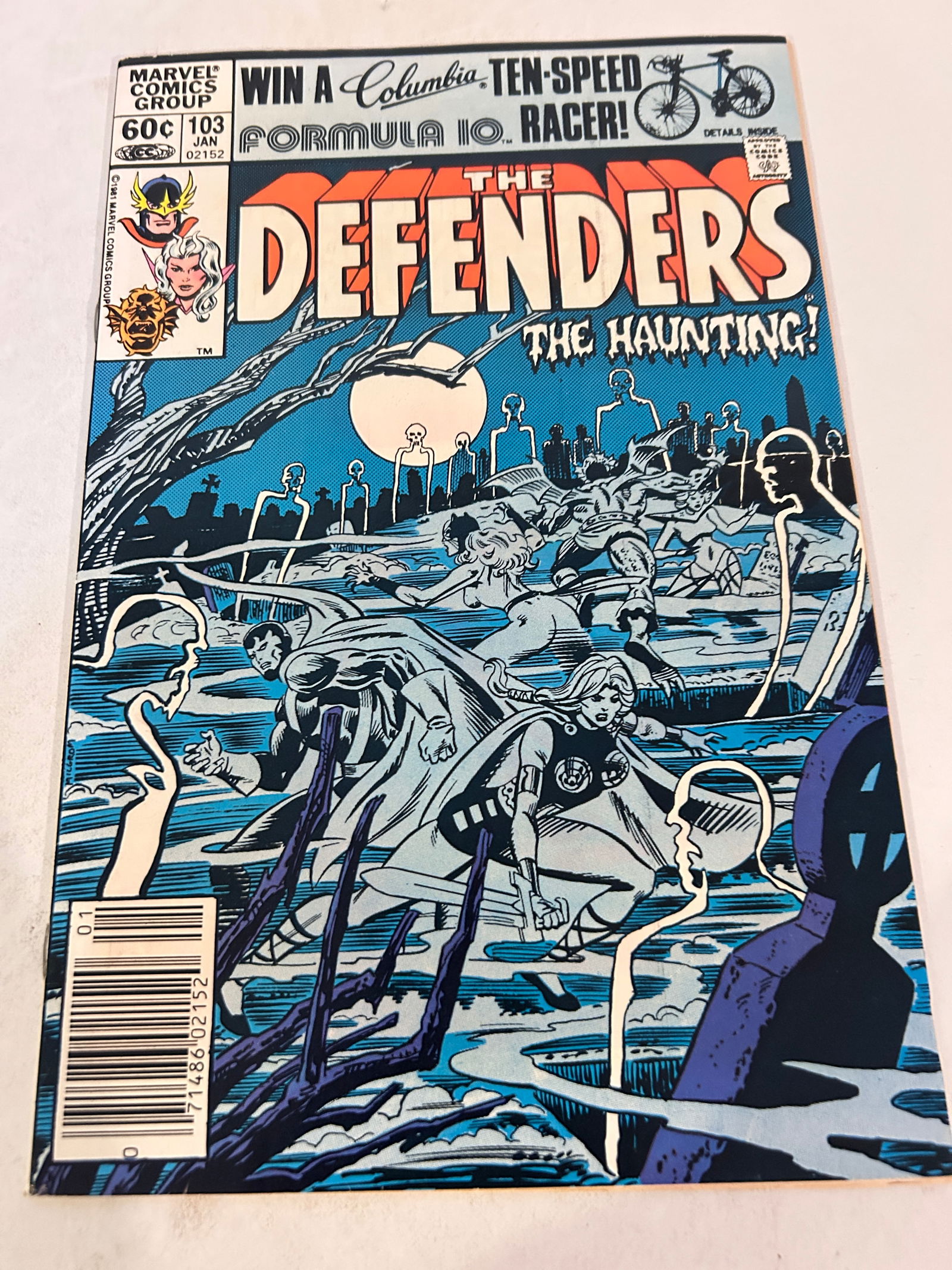 Vintage Comic Book The Defenders # 103: Vintage Comic Book The Defenders # 103 Please view all photos as they are part of the description and condition of this Item, Feel free to contact me with questions or picture requests! Used Item AS I