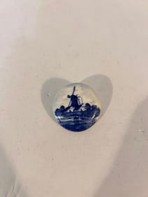 Vintage Holland Delf Brooch