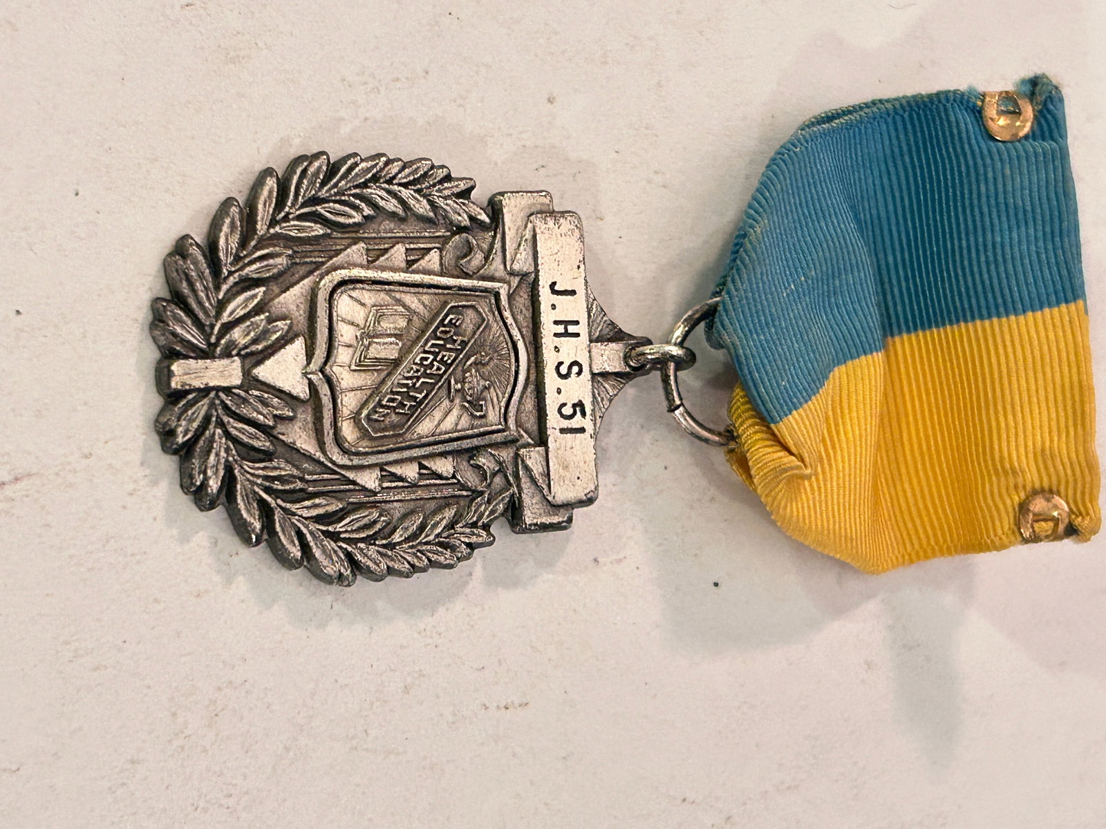 Vintage 1951 Health Education Medal: Vintage 1951 Health Education Medal Please view all photos as they are part of the description and condition of this Item, Feel free to contact me with questions or picture requests! Used Item AS IS