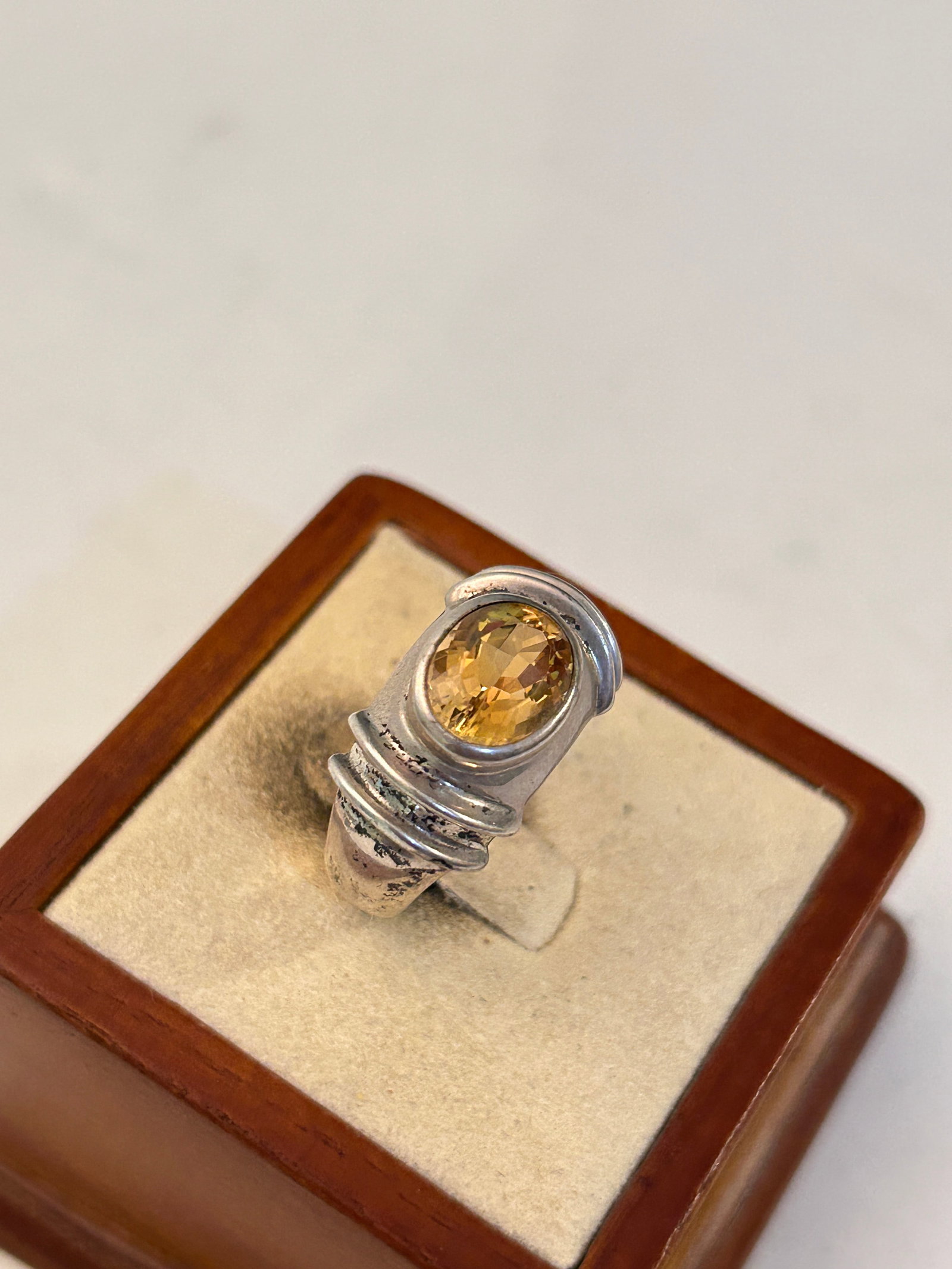 Vintage ESPO Joseph Esposito Amethyst Sterling Silver Ring Sz 9: Vintage ESPO Joseph Esposito Amethyst Sterling Silver Ring Sz 9 Please view all photos as they are part of the description and condition of this Item, Feel free to contact me with questions or picture