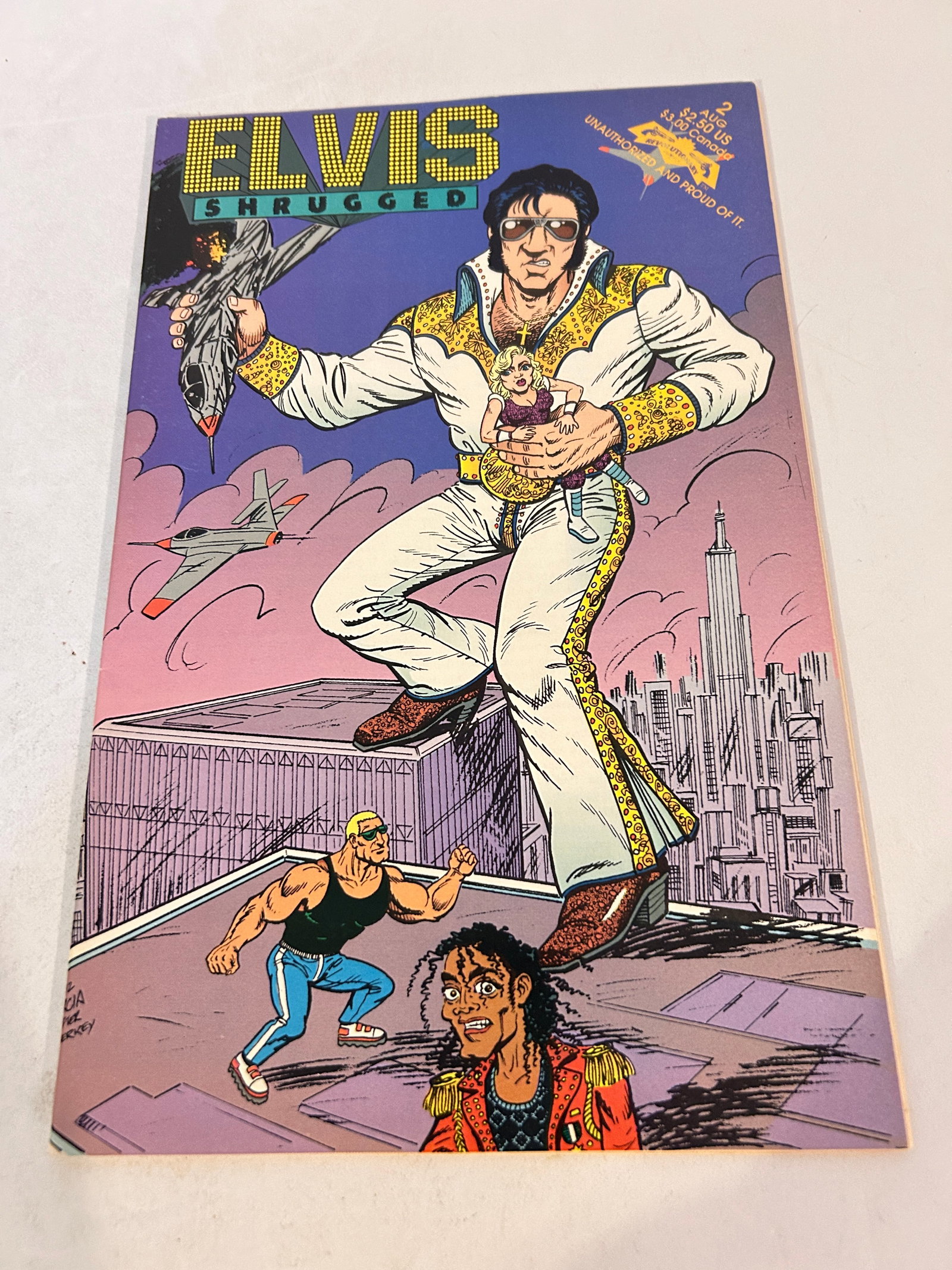 Vintage Comic Book Elvis Presly # 2: Vintage Comic Book Elvis Presly # 2 Please view all photos as they are part of the description and condition of this Item, Feel free to contact me with questions or picture requests! Used Item AS IS
