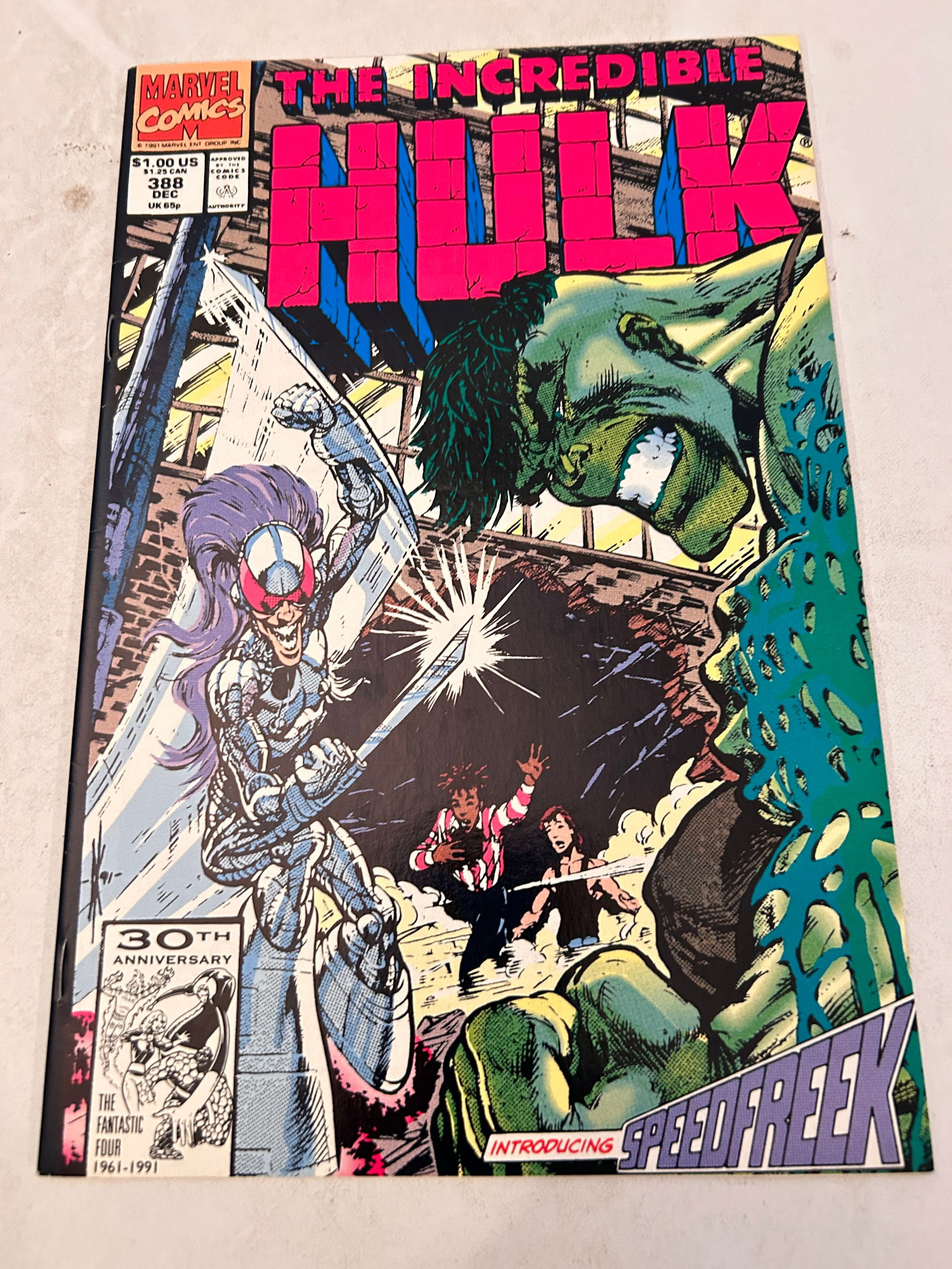 Vintage Comic Book the Incredible Hulk # 388: Vintage Comic Book the Incredible Hulk # 388 Please view all photos as they are part of the description and condition of this Item, Feel free to contact me with questions or picture requests! Used Ite