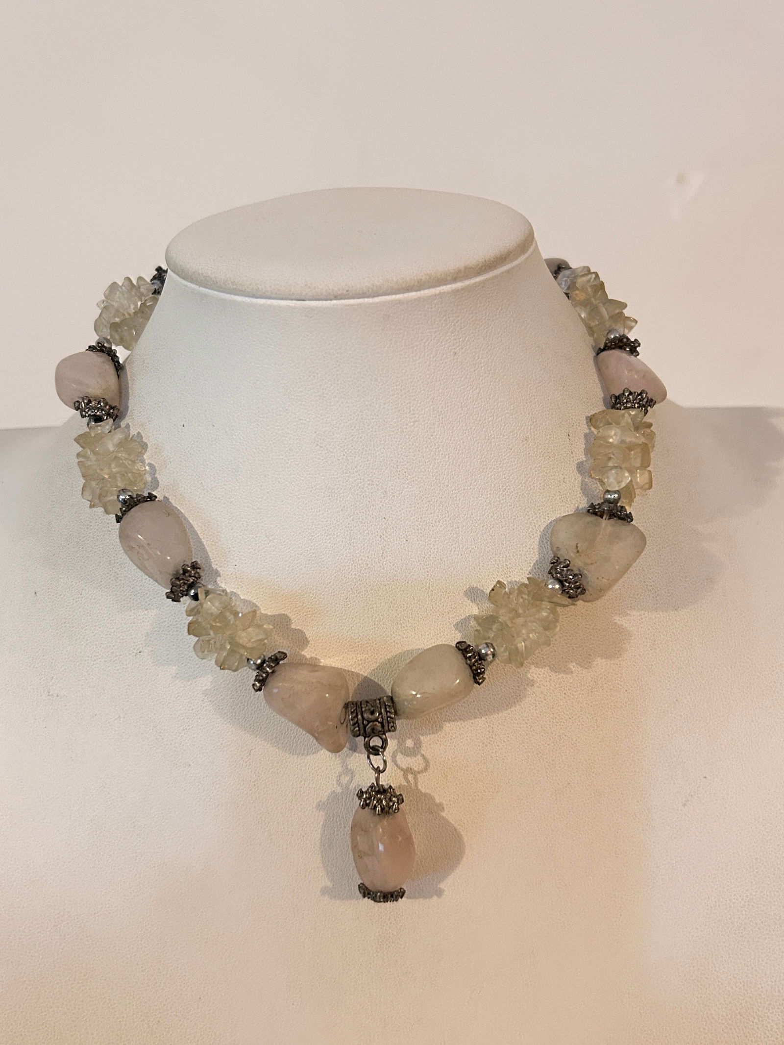 Vintage Tested Amethyst bead Necklace 14": Vintage Tested Amethyst bead Necklace 14" Please view all photos as they are part of the description and condition of this Item, Feel free to contact me with questions or picture requests! Used Item A