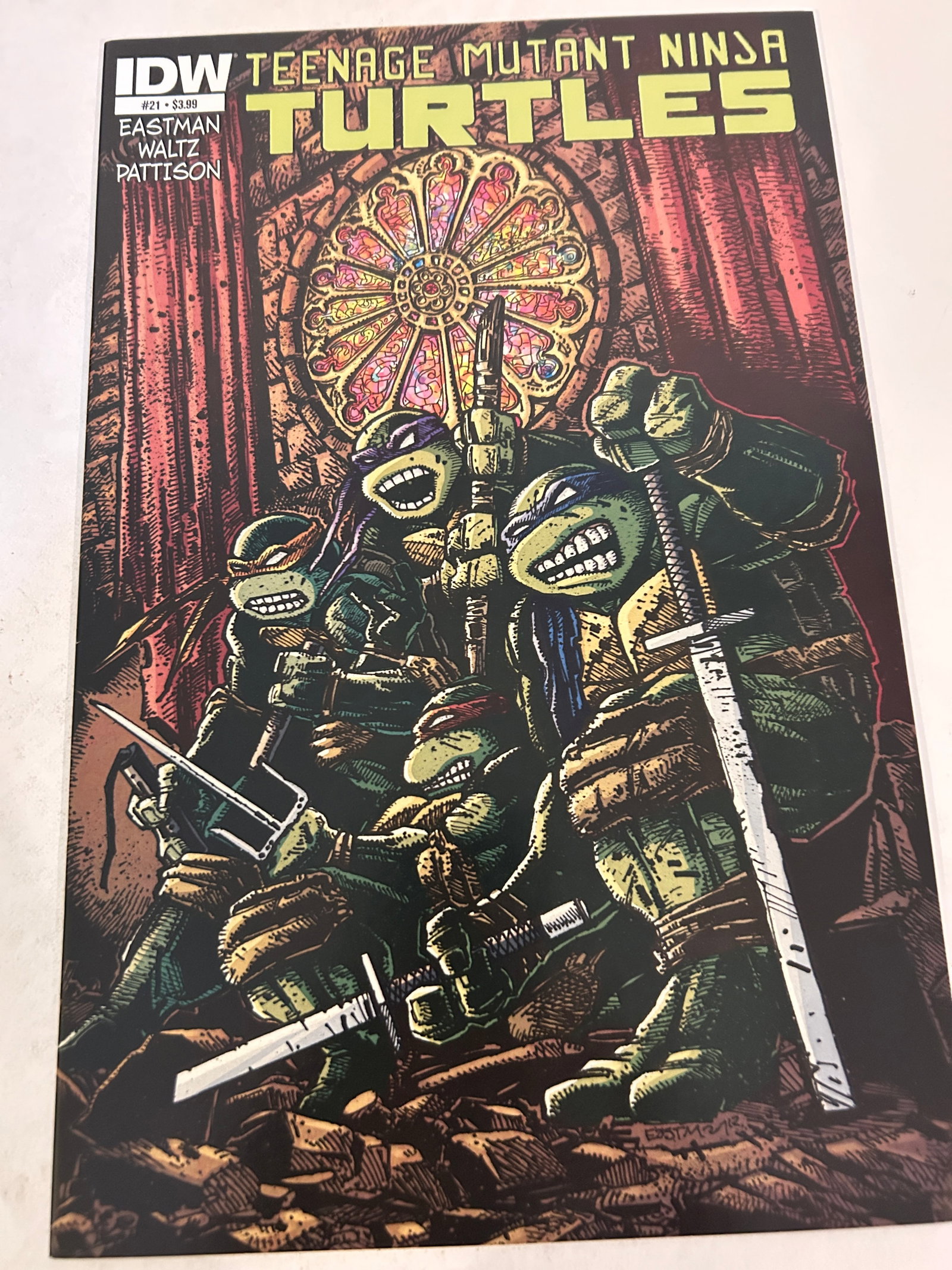 Vintage Comic Book Teenage Mutant Ninja Turtles # 21: Vintage Comic Book Teenage Mutant Ninja Turtles # 21 Please view all photos as they are part of the description and condition of this Item, Feel free to contact me with questions or picture requests!