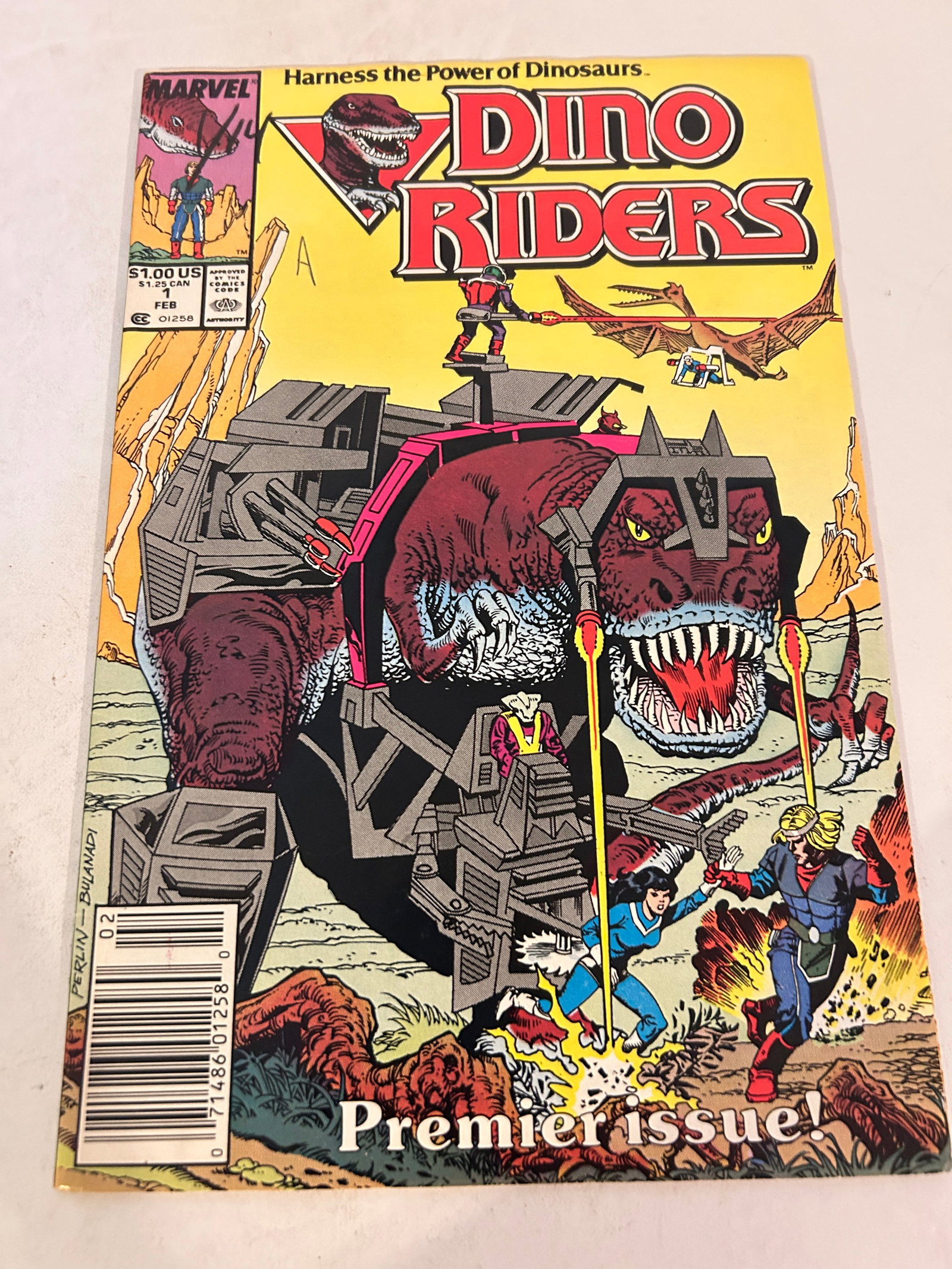 Vintage Comic Book Dino Riders # 1: Vintage Comic Book Dino Riders # 1 Please view all photos as they are part of the description and condition of this Item, Feel free to contact me with questions or picture requests! Used Item AS IS